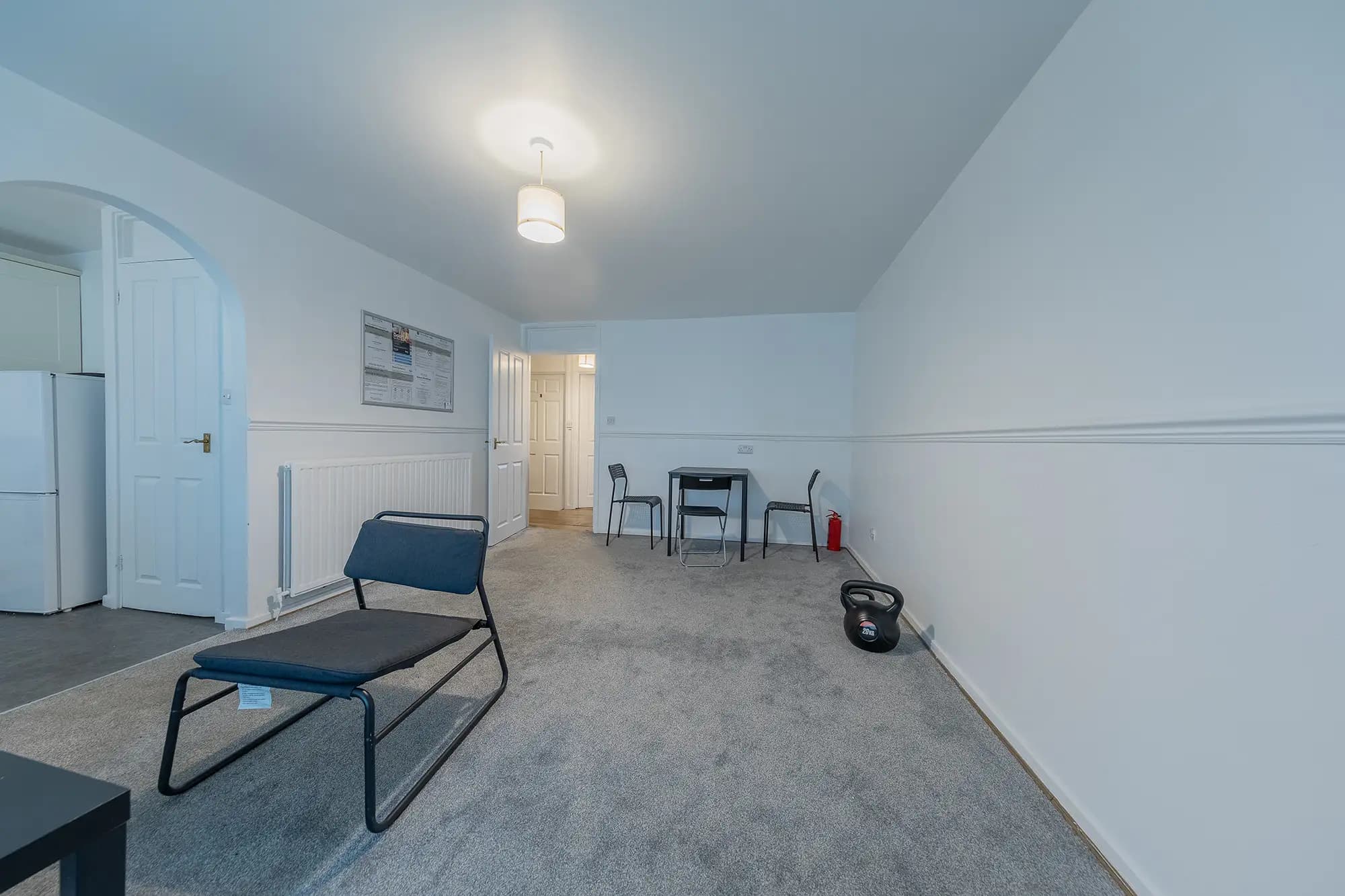 property photo 4 of 17