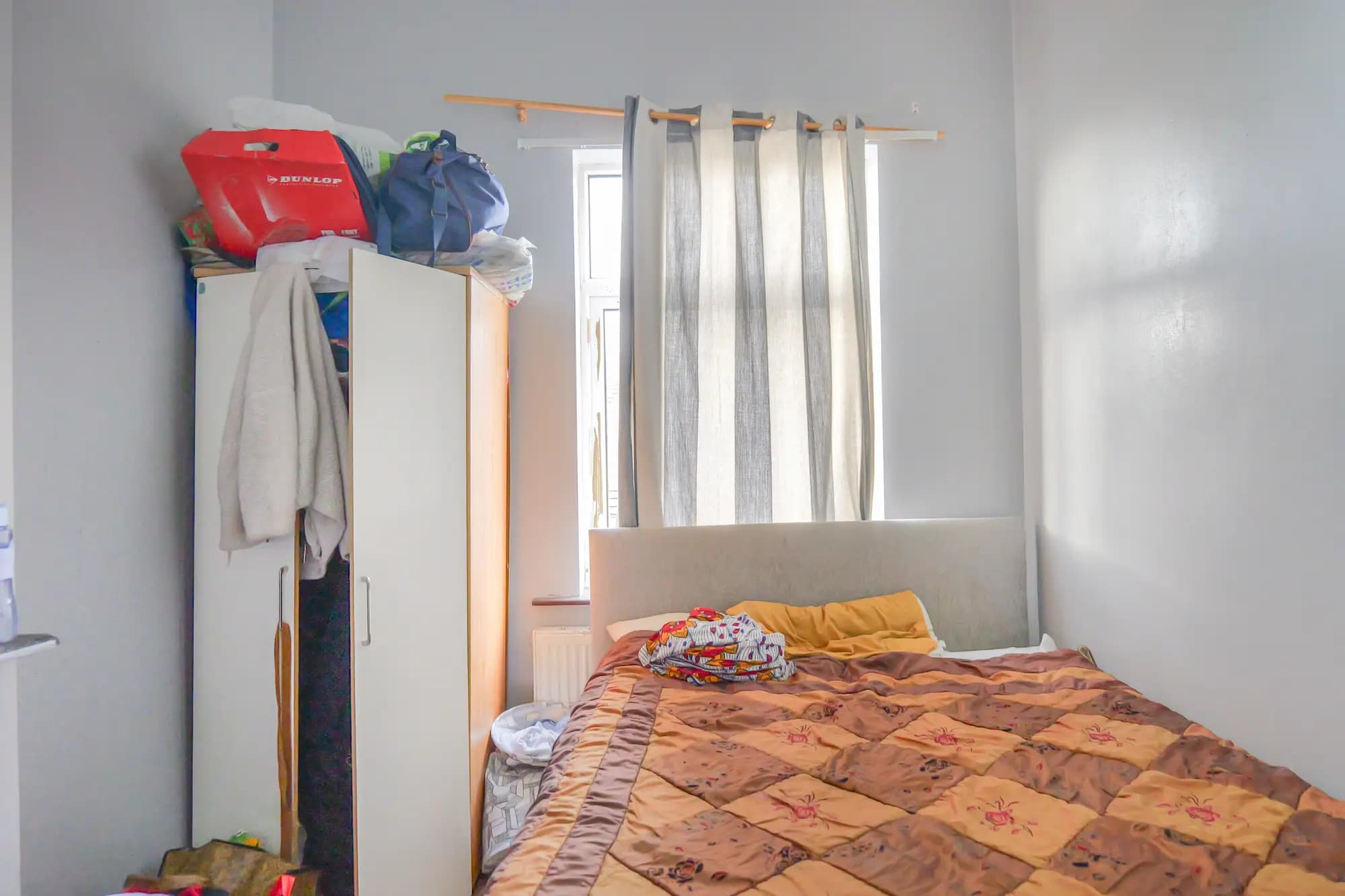 property photo 9 of 17