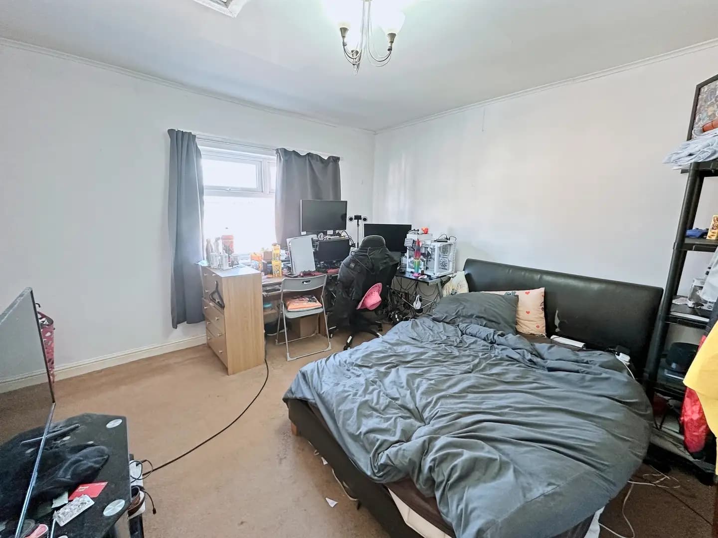 property photo 10 of 21