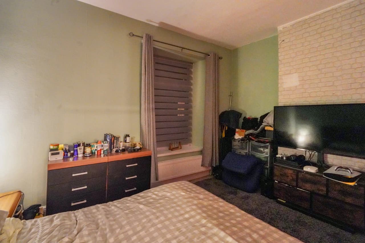 property photo 13 of 24