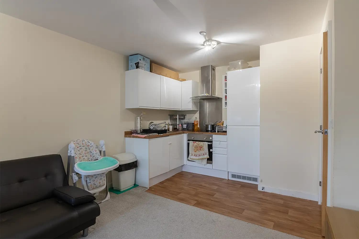 property photo 7 of 19