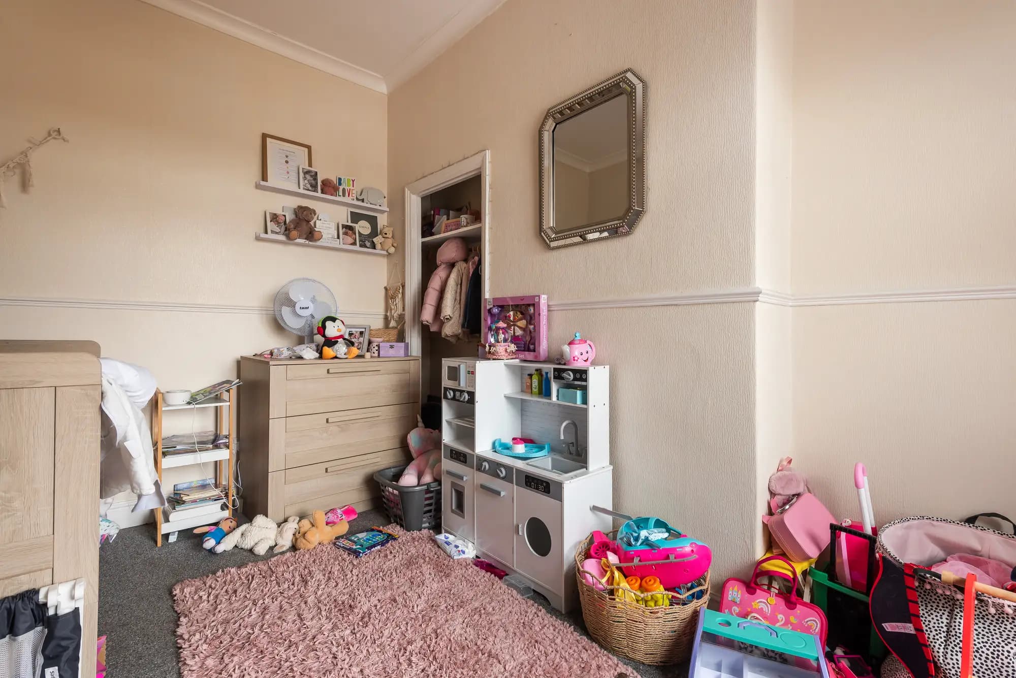 property photo 16 of 26