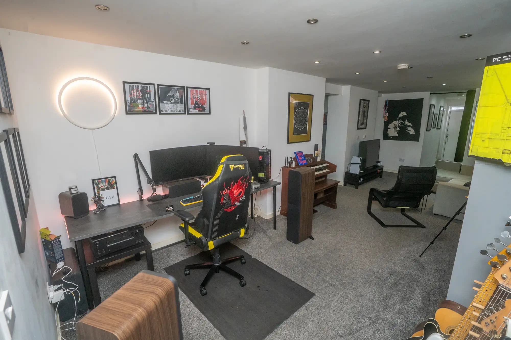 property photo 3 of 24