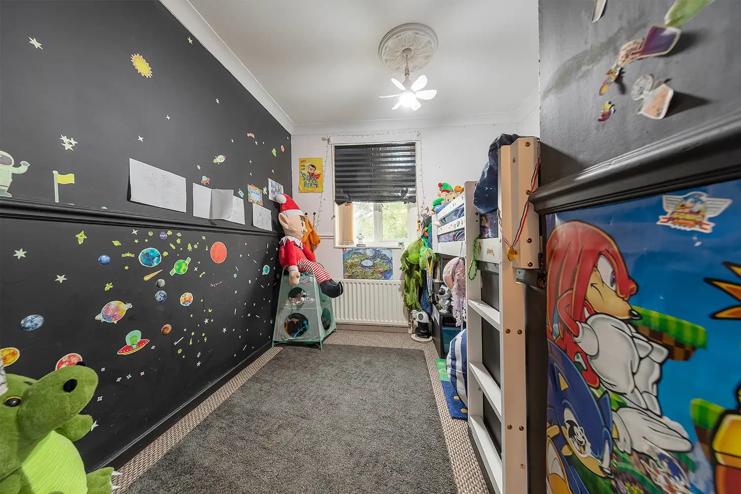 property photo 27 of 40
