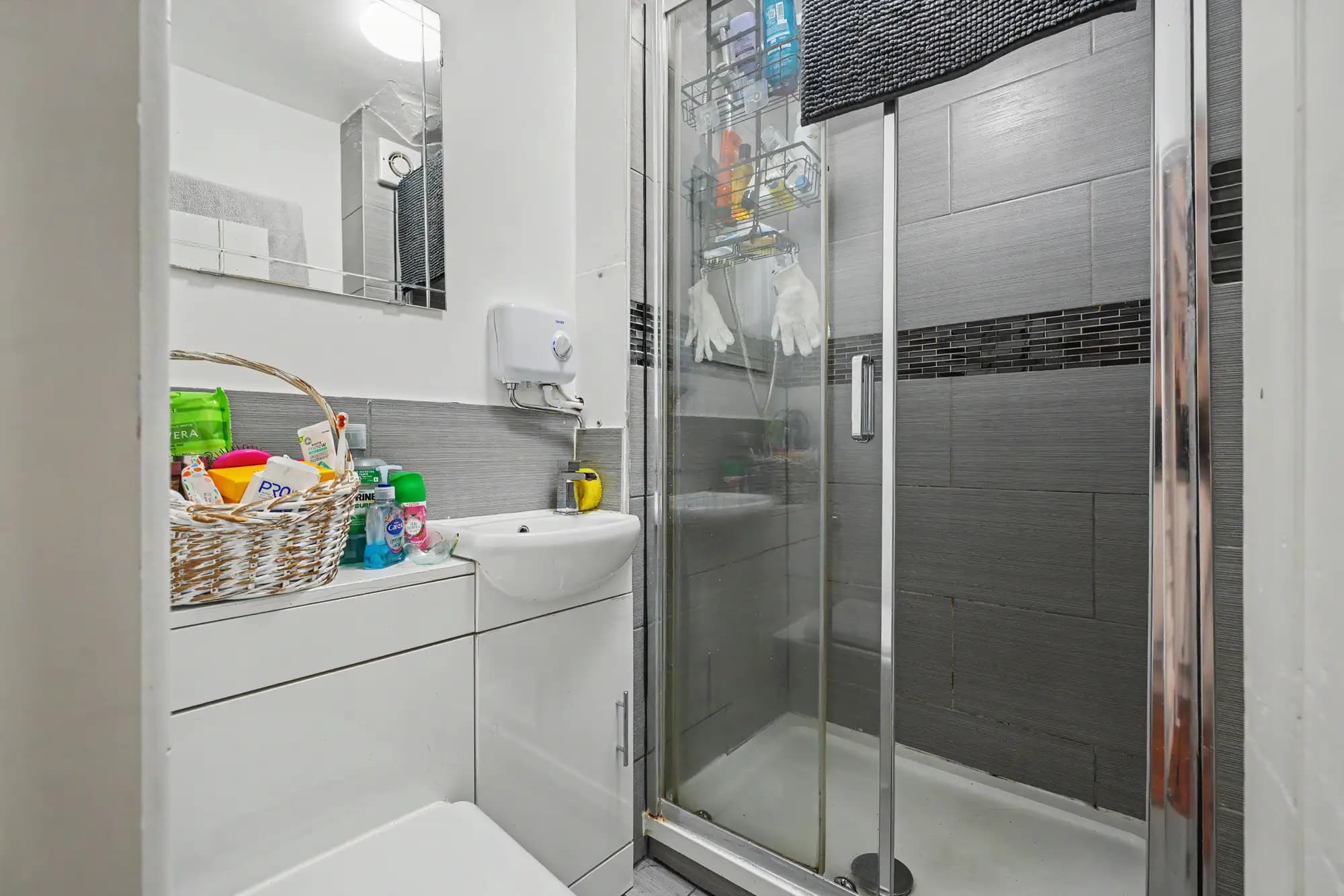 property photo 7 of 13