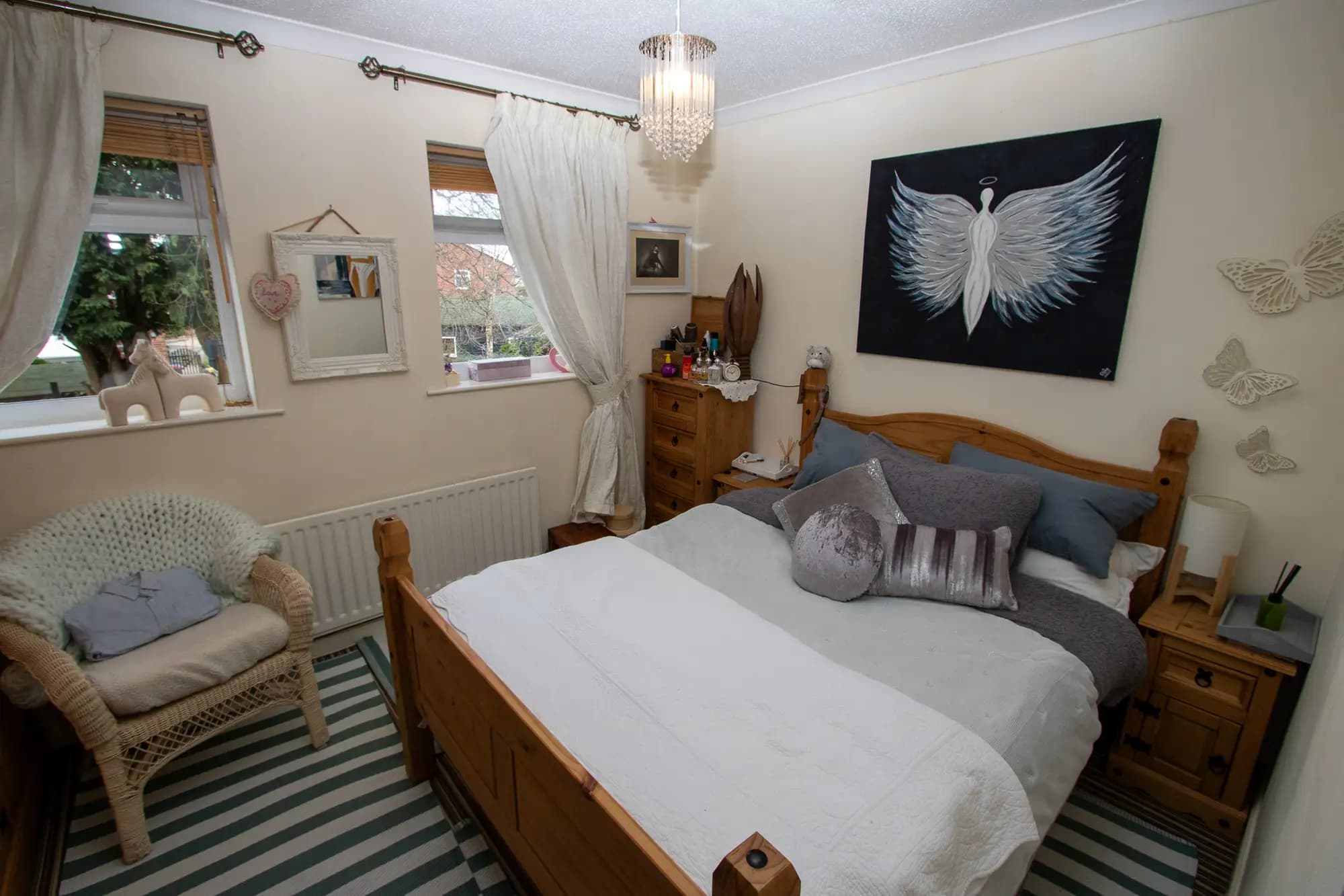 property photo 10 of 16