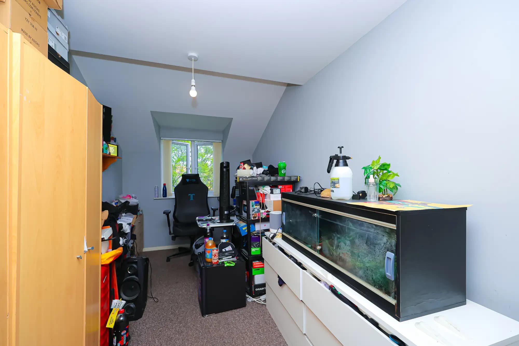 property photo 19 of 25