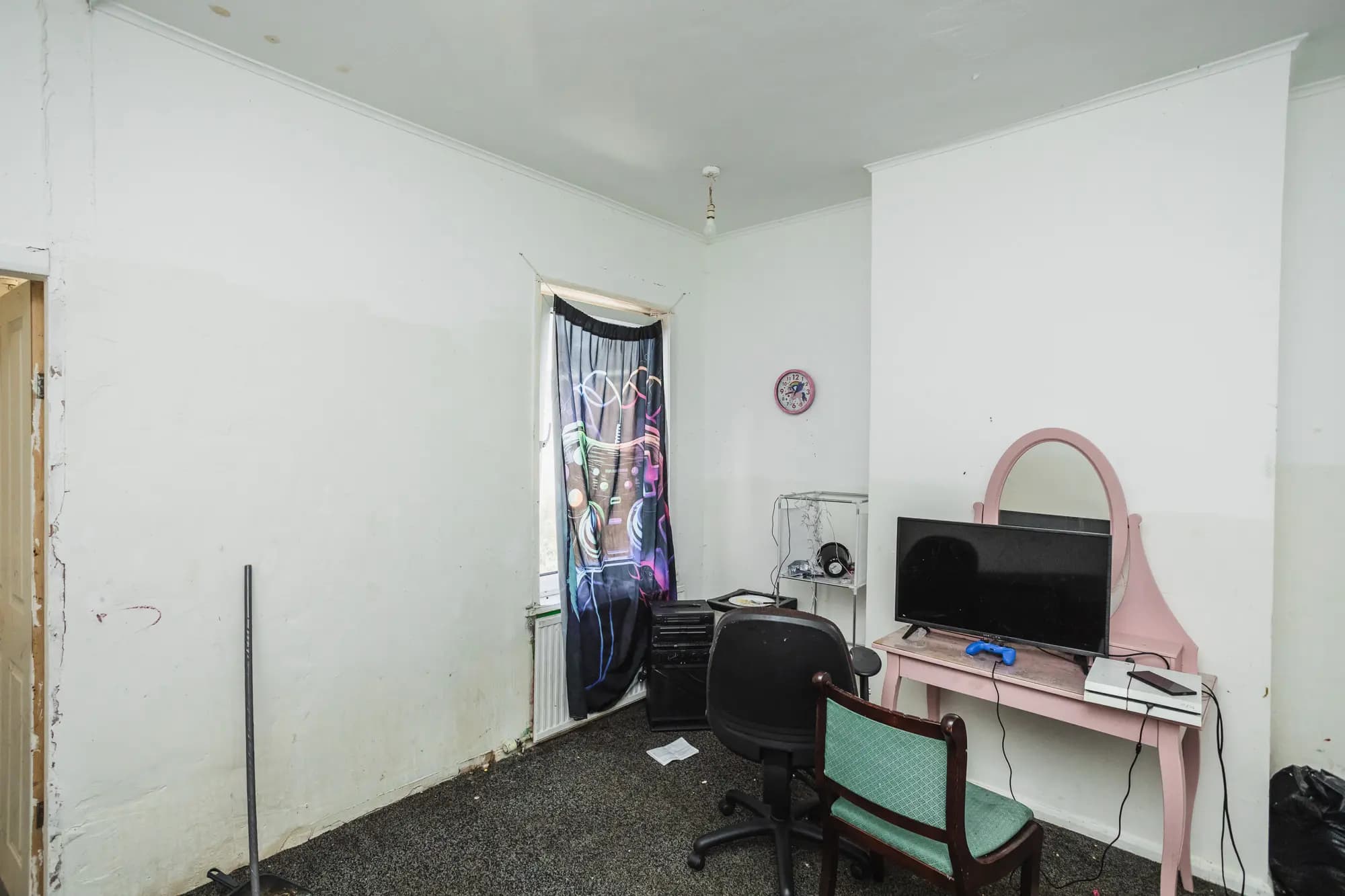 property photo 24 of 34