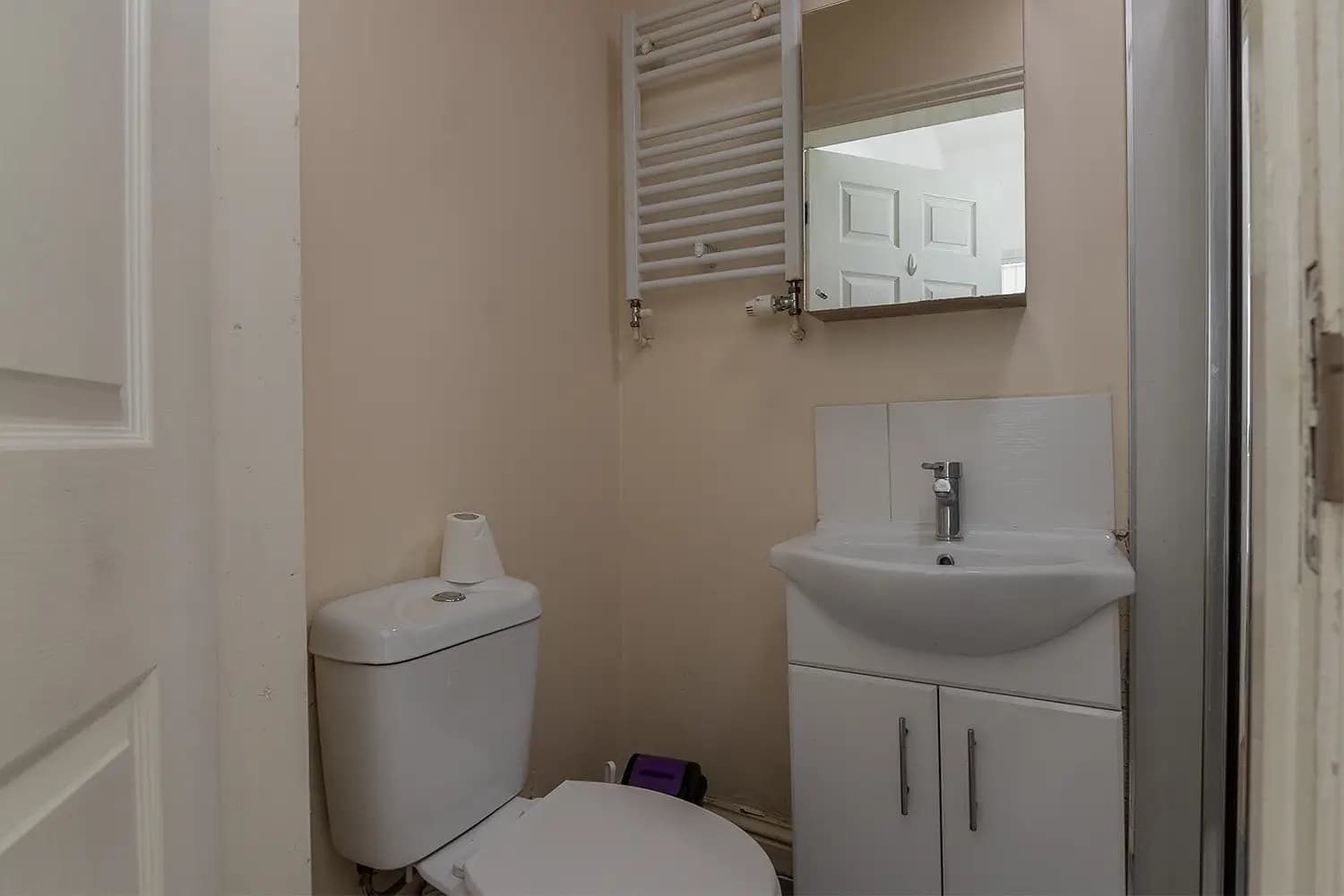 property photo 5 of 22