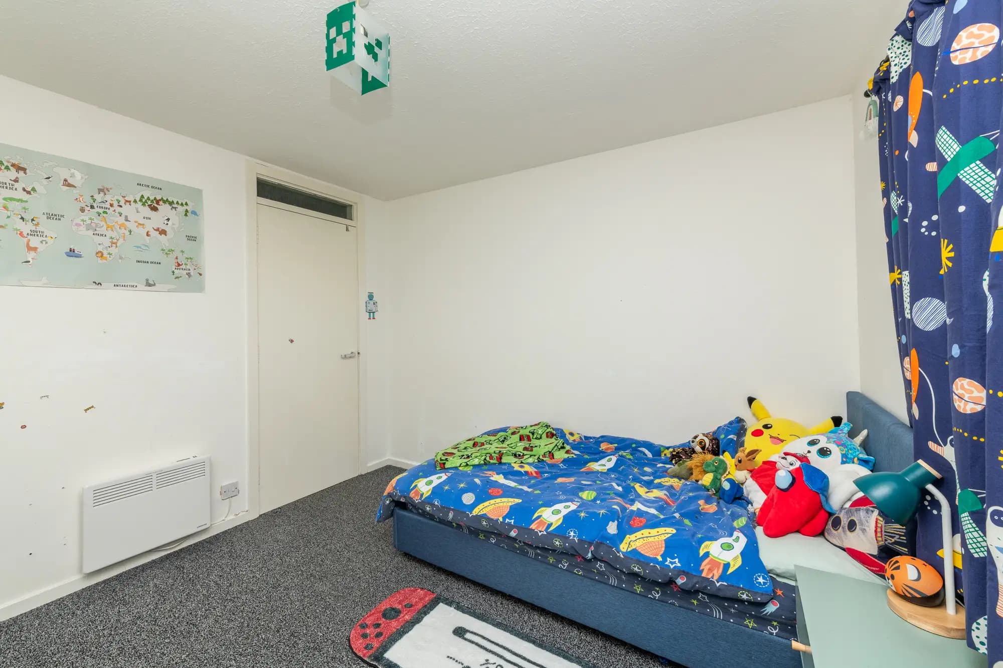 property photo 15 of 37