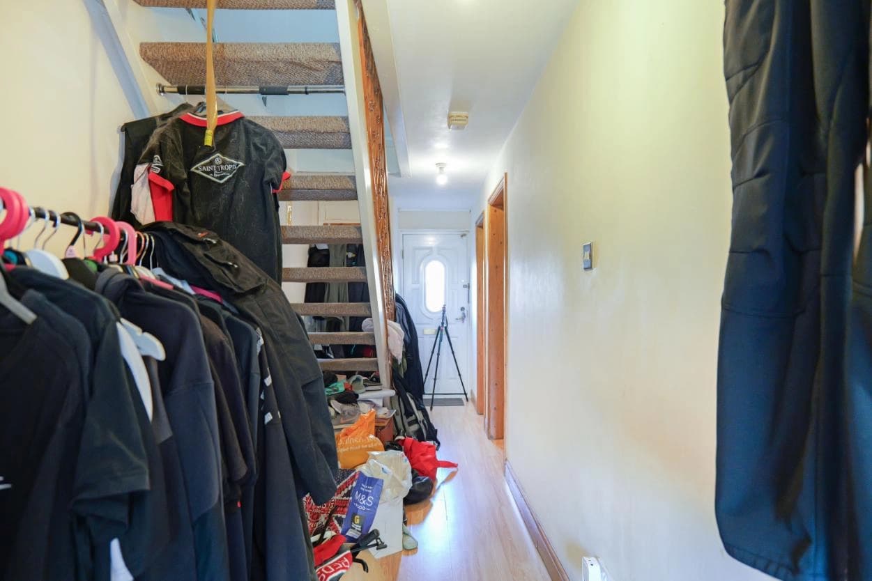 property photo 15 of 19