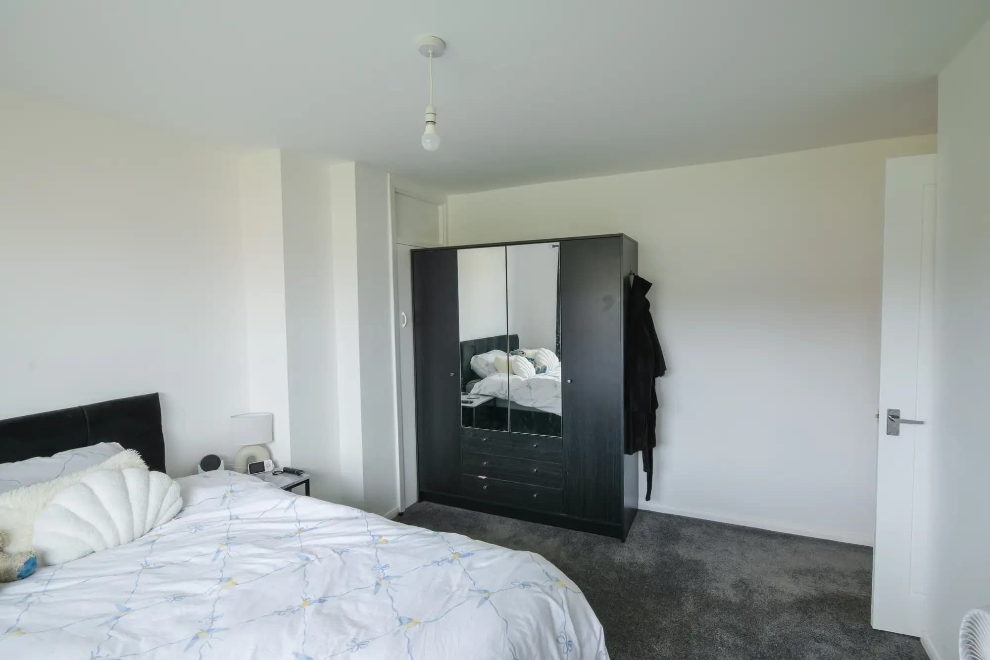 property photo 13 of 20