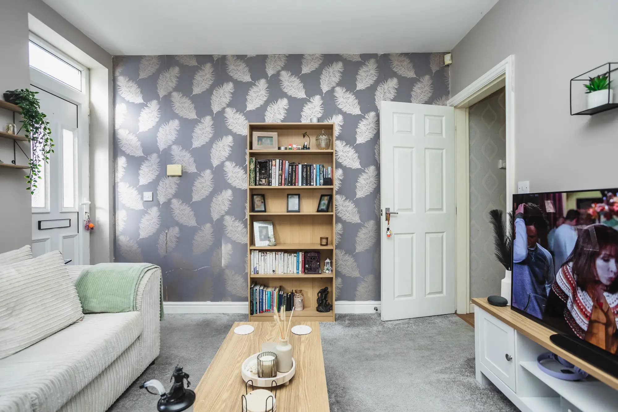 property photo 4 of 33