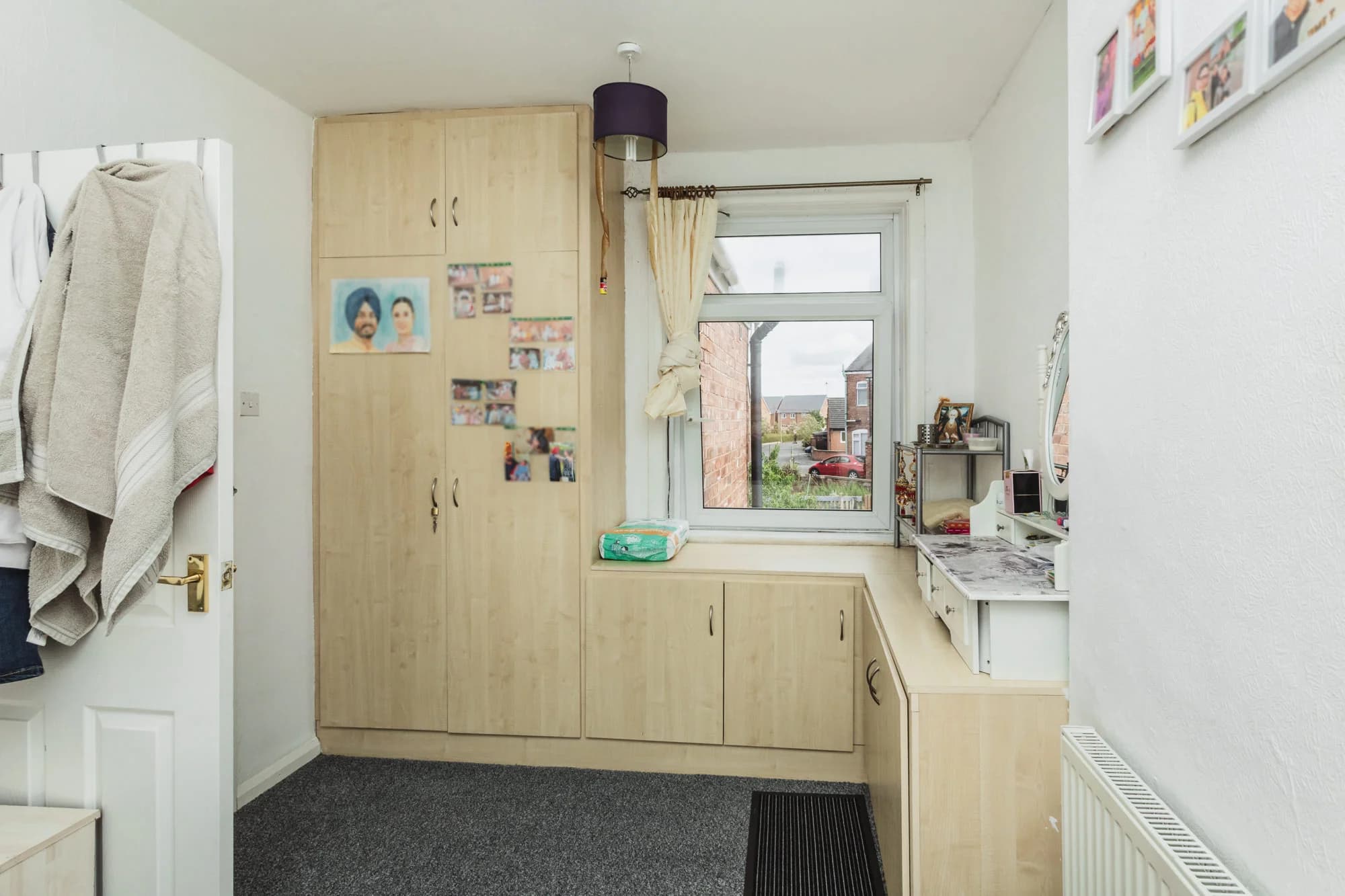 property photo 20 of 34