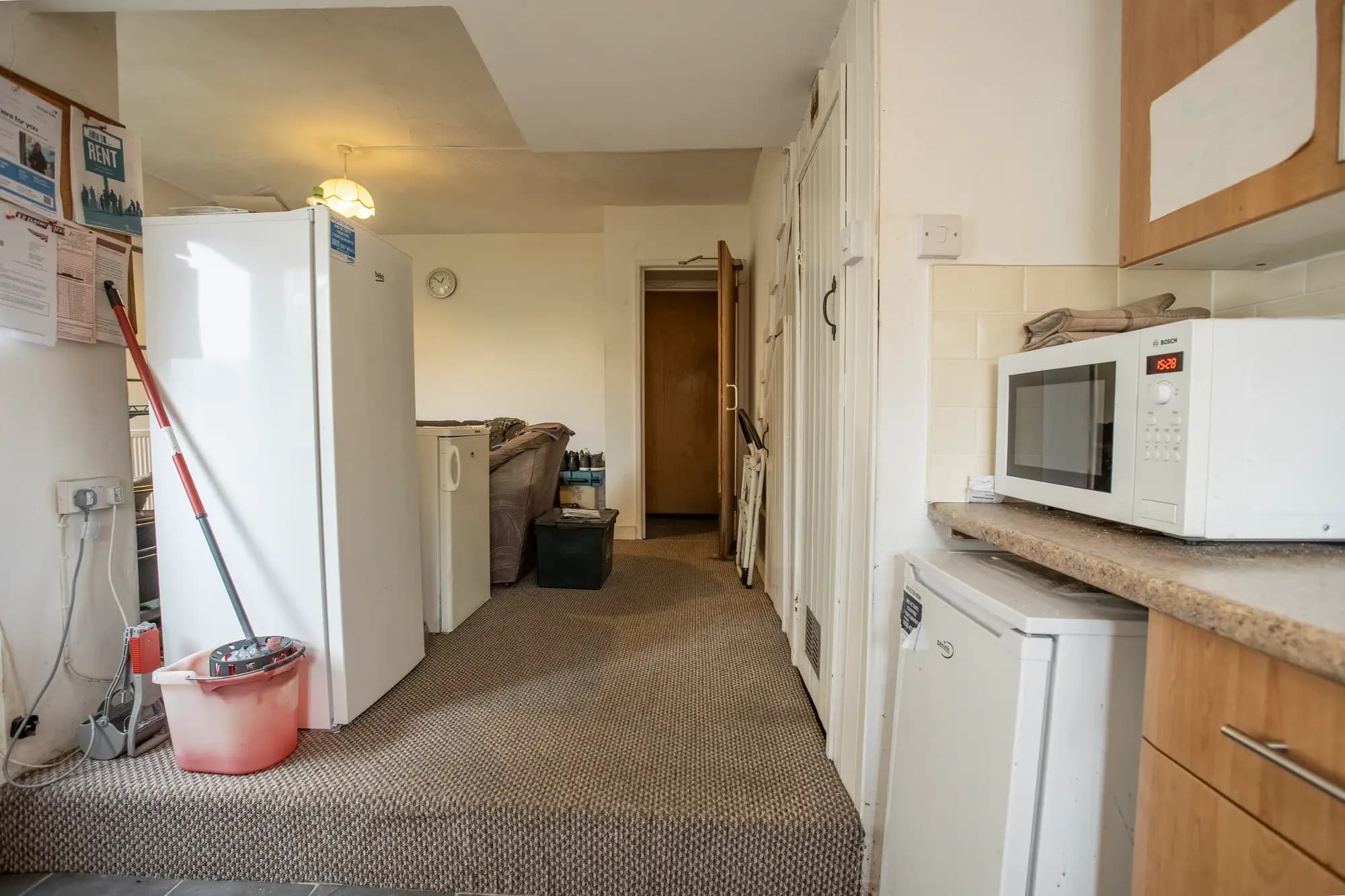 property photo 4 of 21