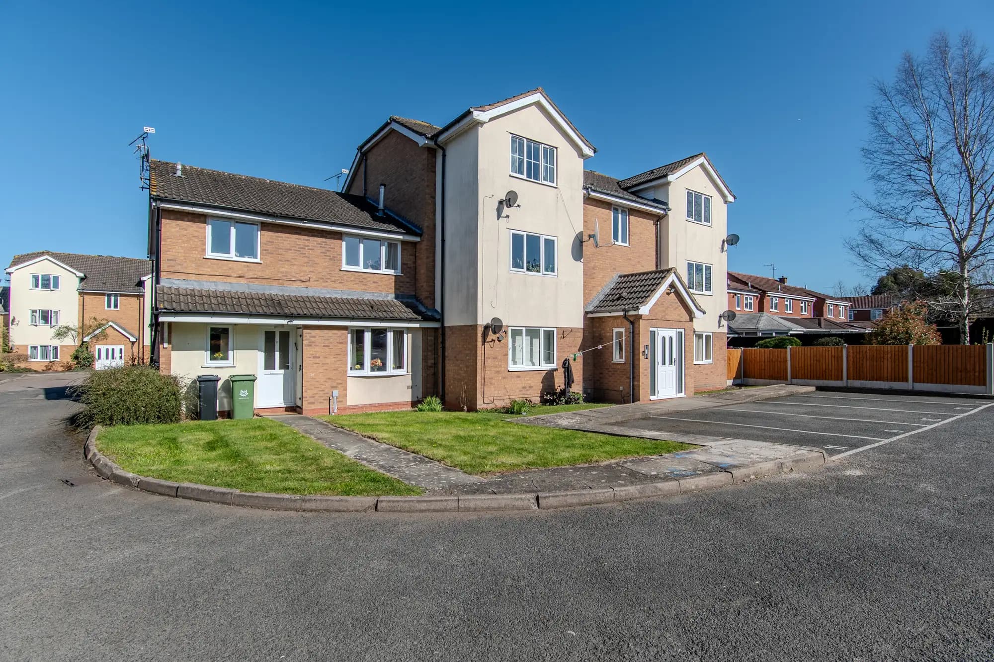 property photo 17 of 18