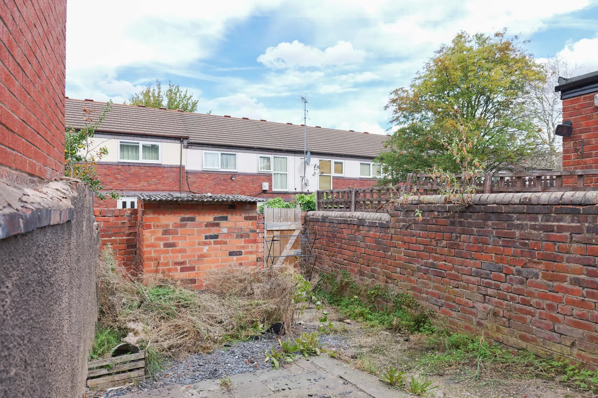 property photo 16 of 20