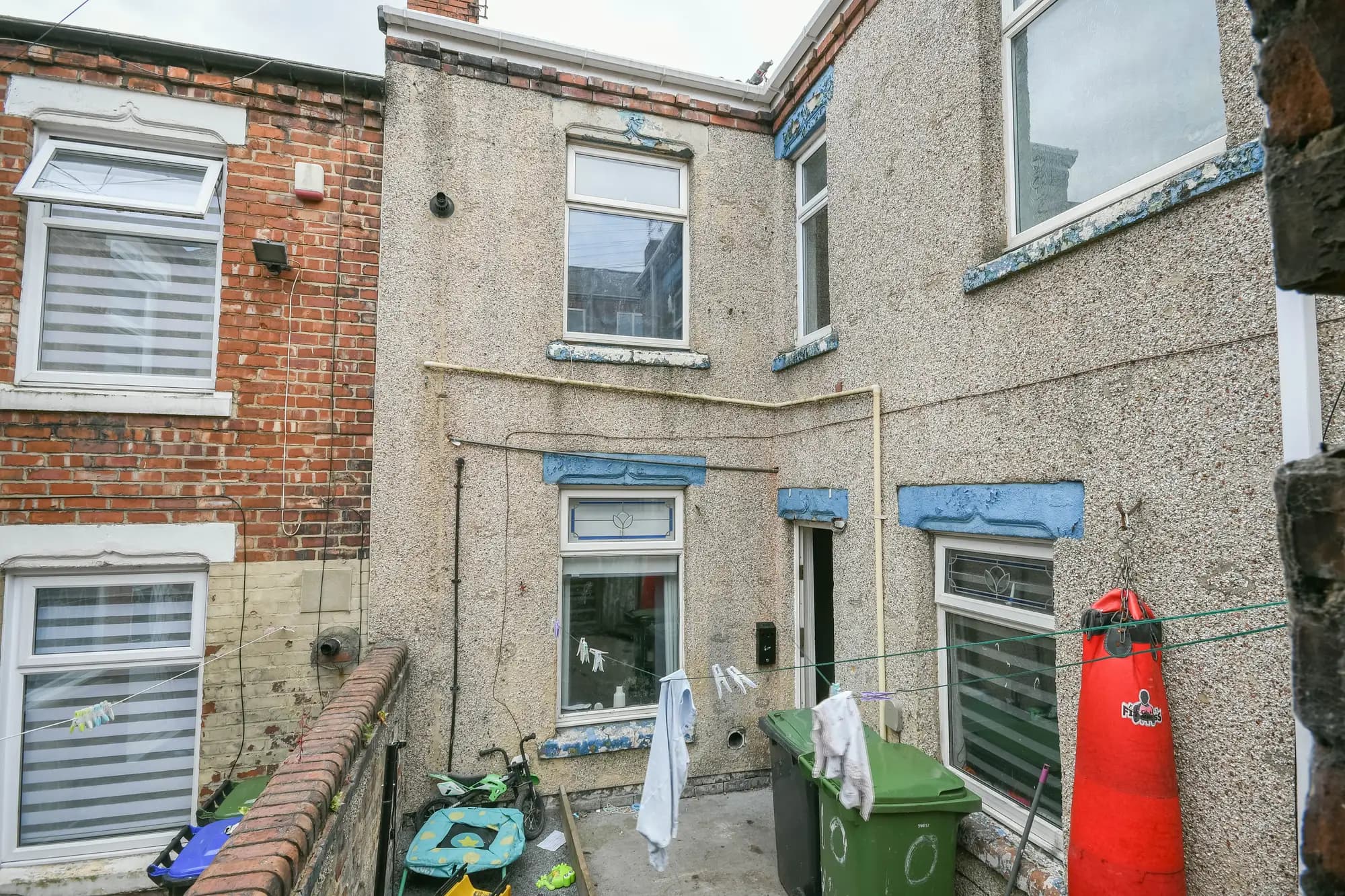 property photo 14 of 15