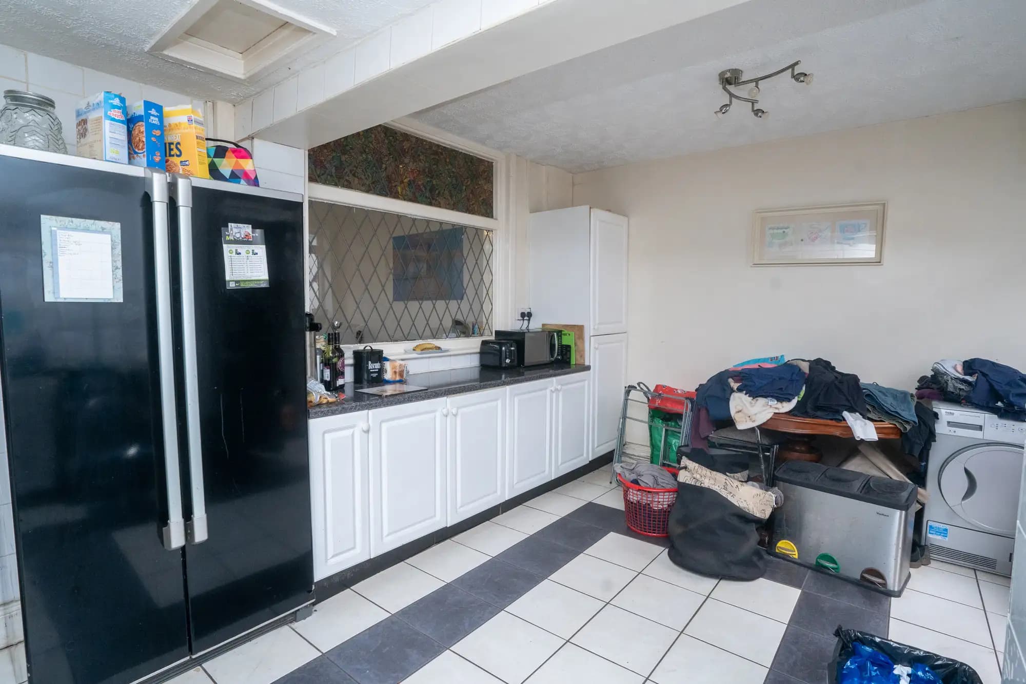 property photo 11 of 29