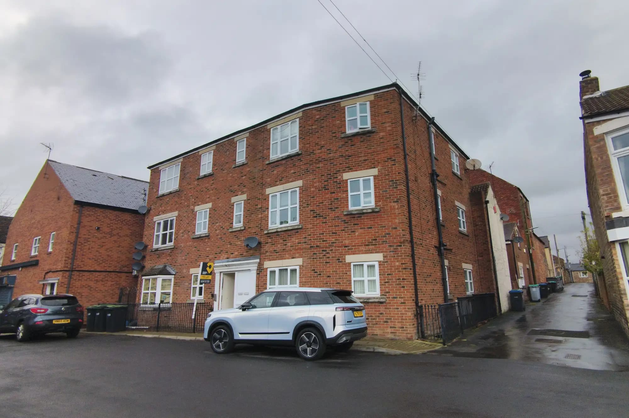 property photo 12 of 12