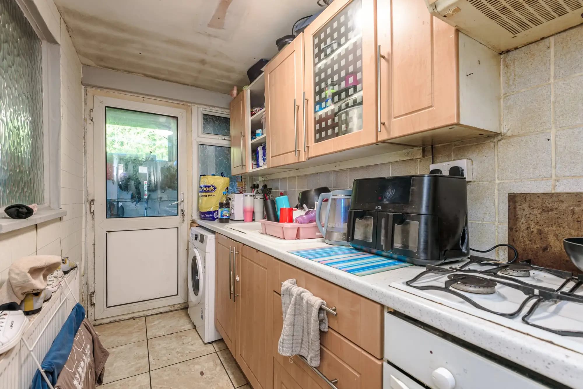 property photo 5 of 14