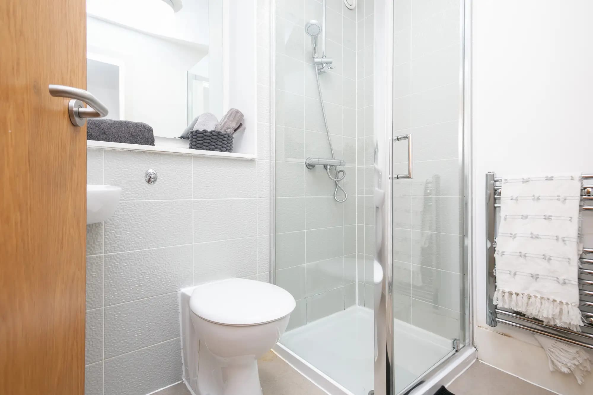 property photo 17 of 29