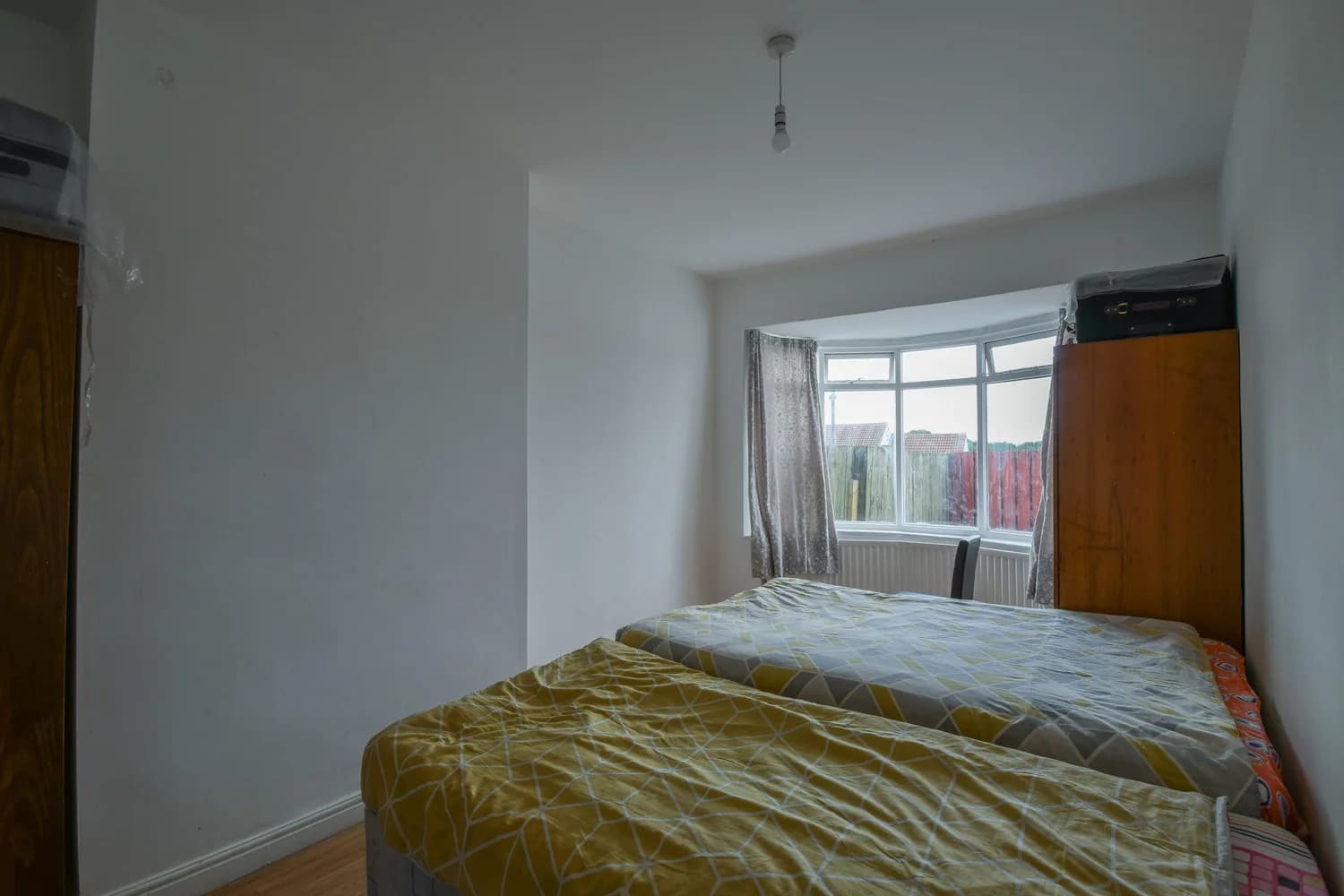 property photo 8 of 17