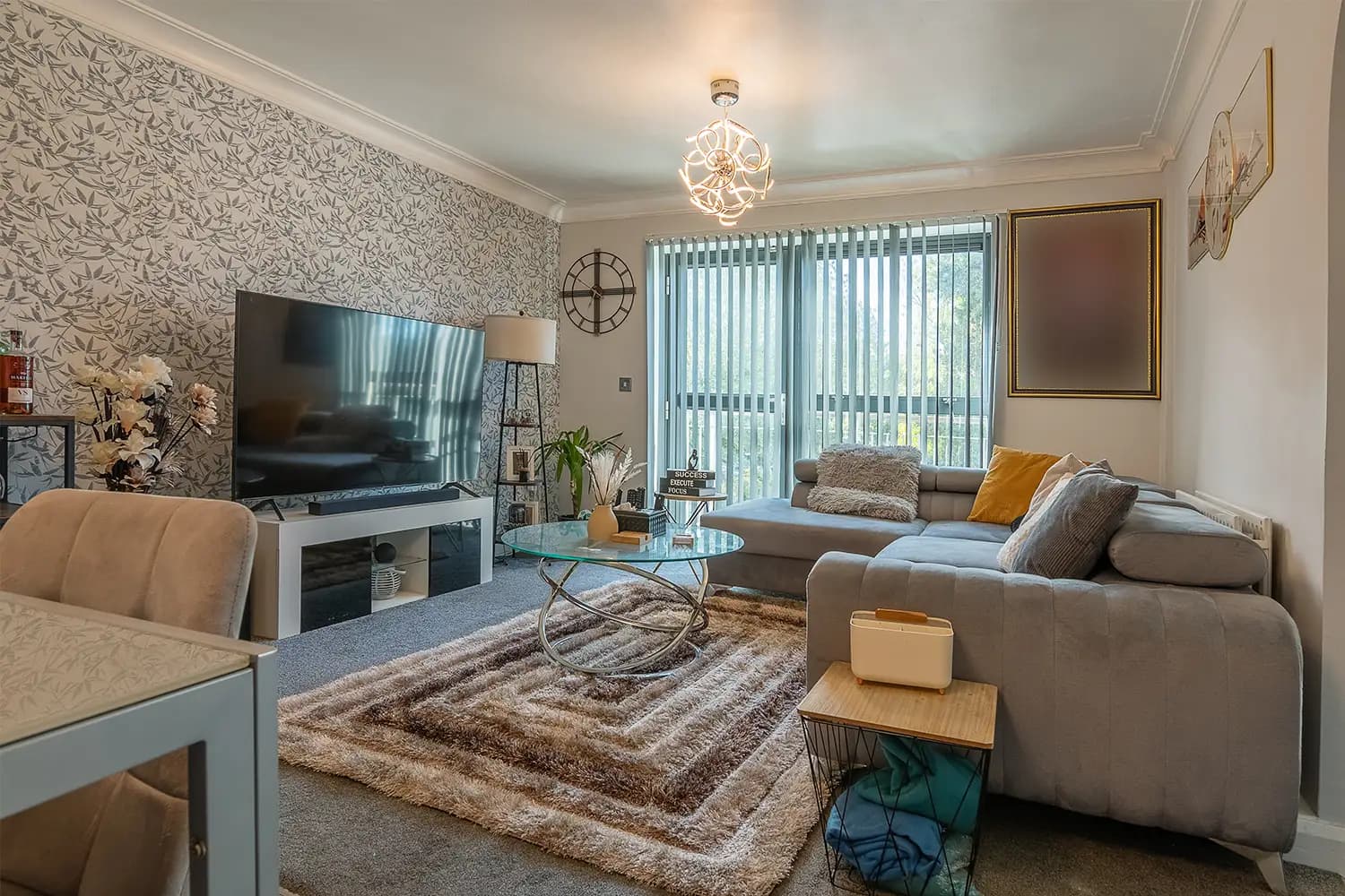 property photo 2 of 28