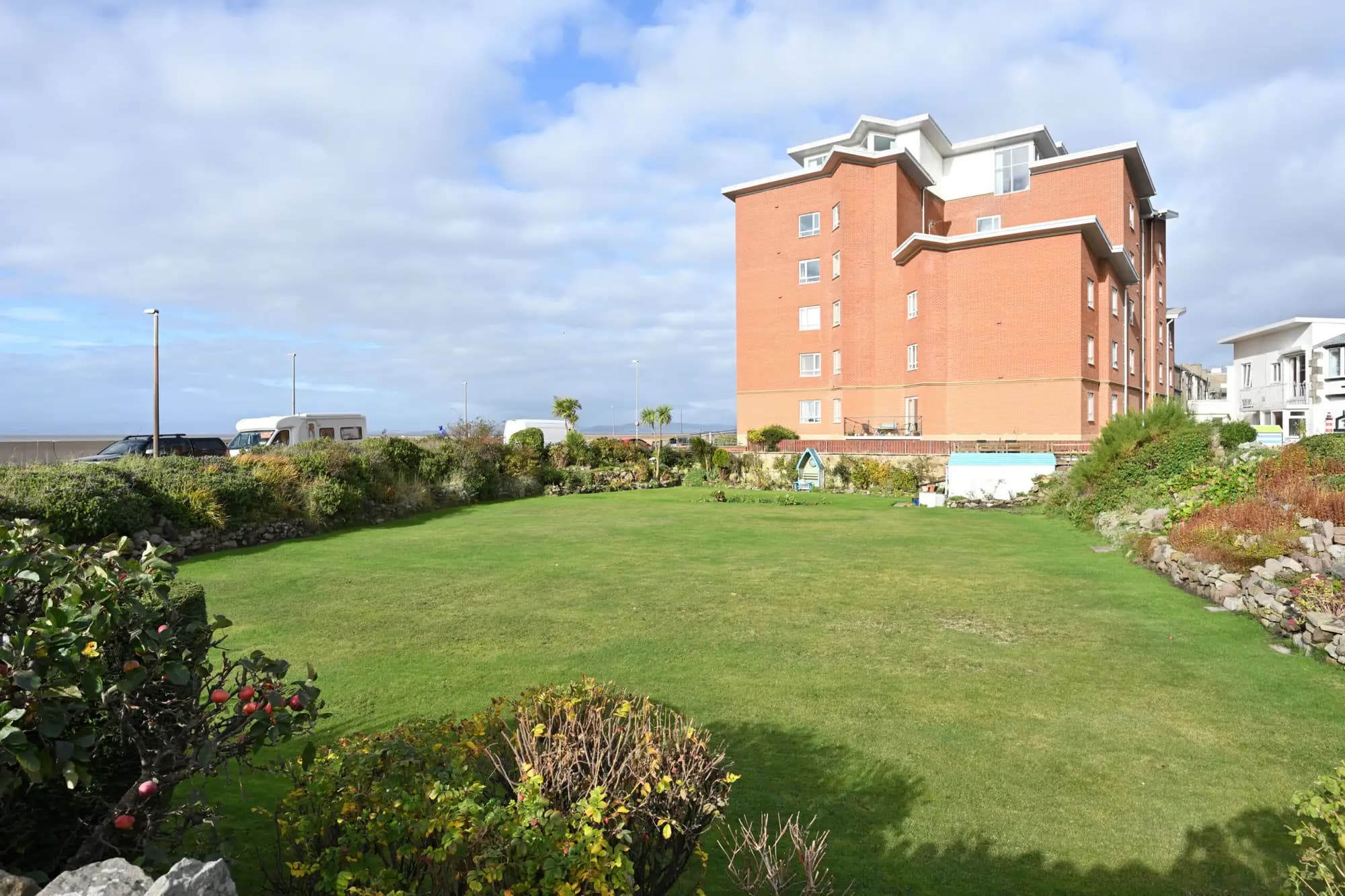 property photo 14 of 16