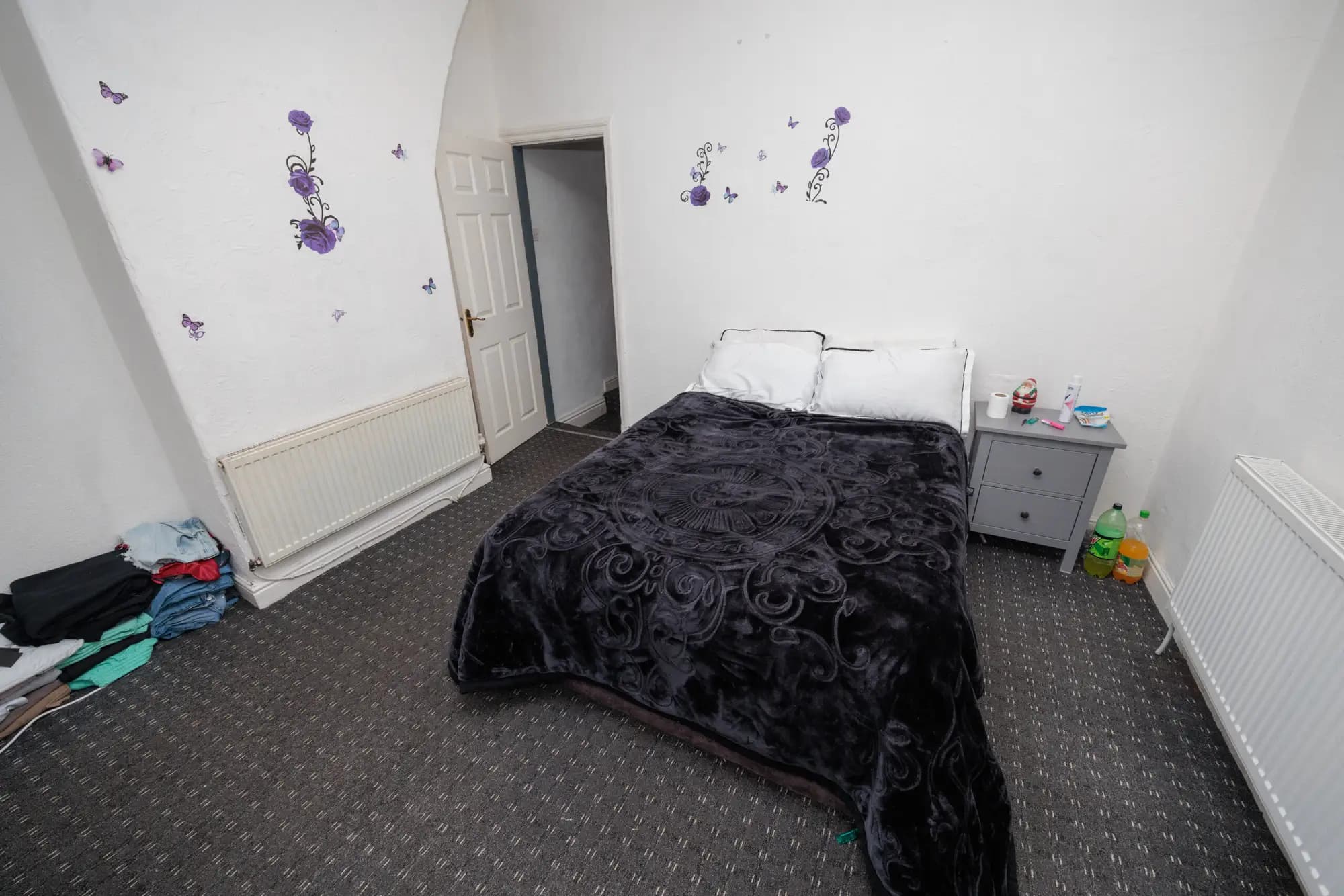property photo 16 of 30
