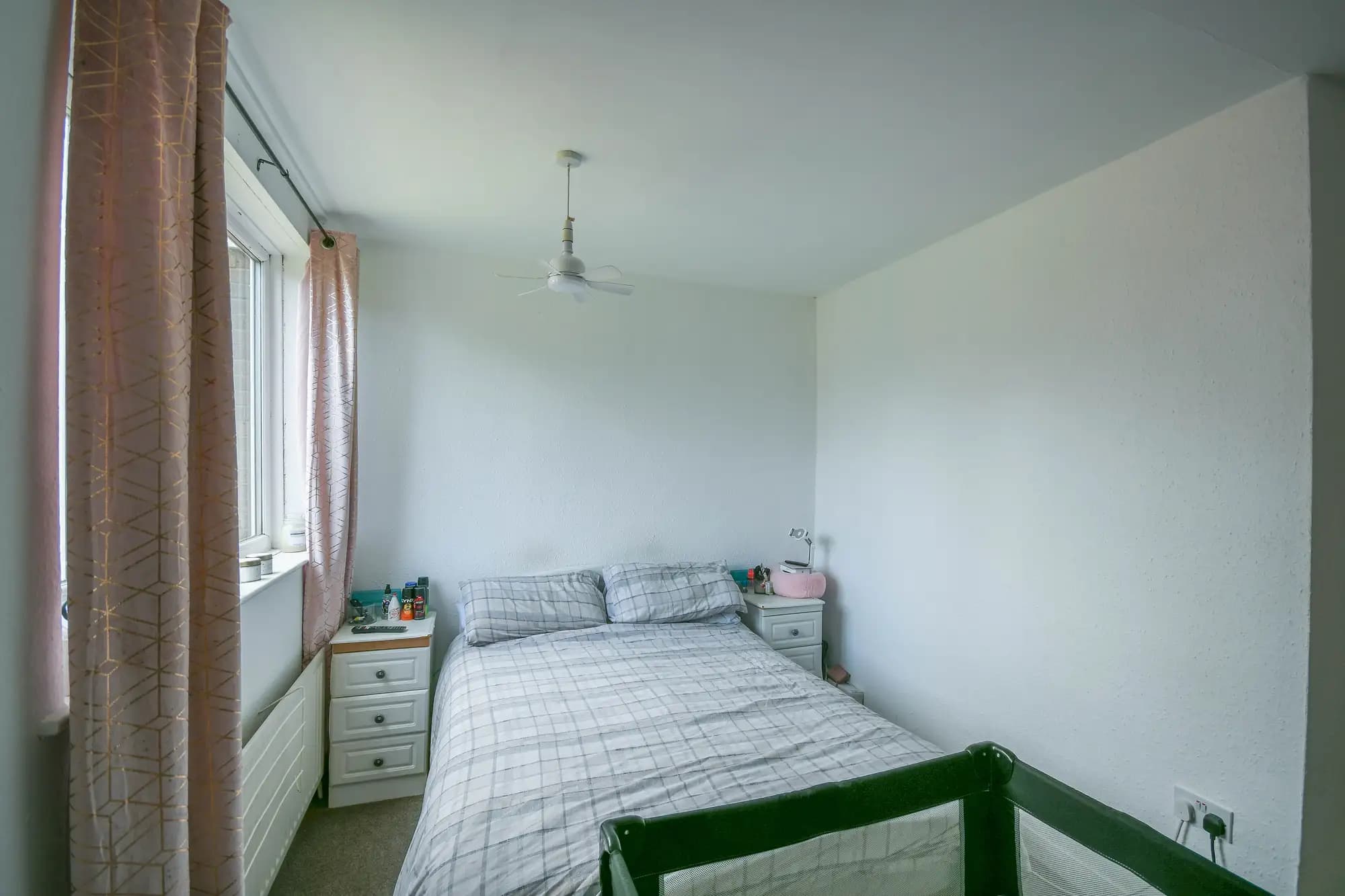 property photo 13 of 27