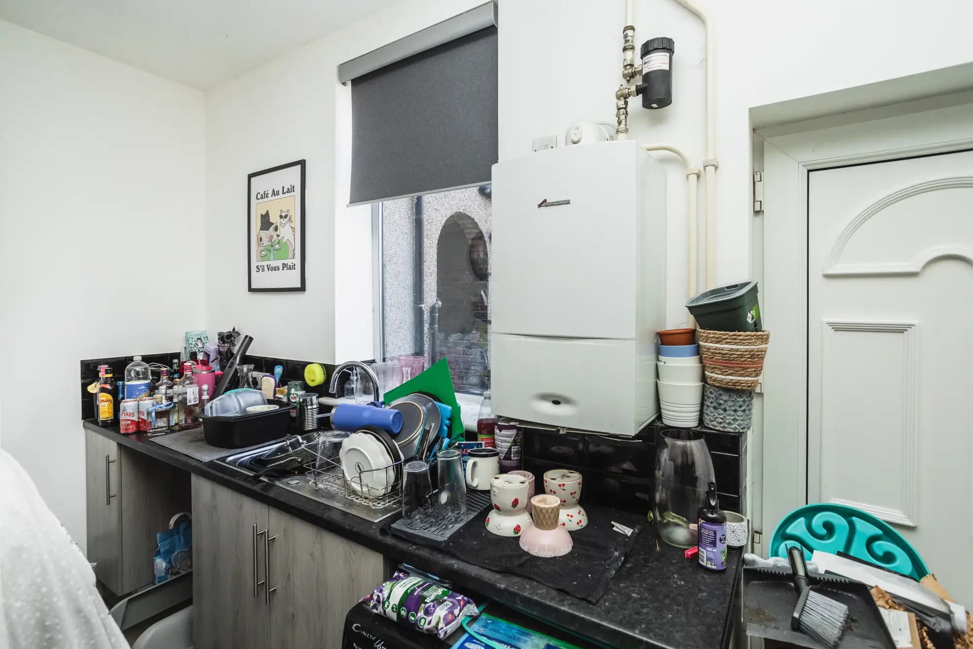 property photo 7 of 17