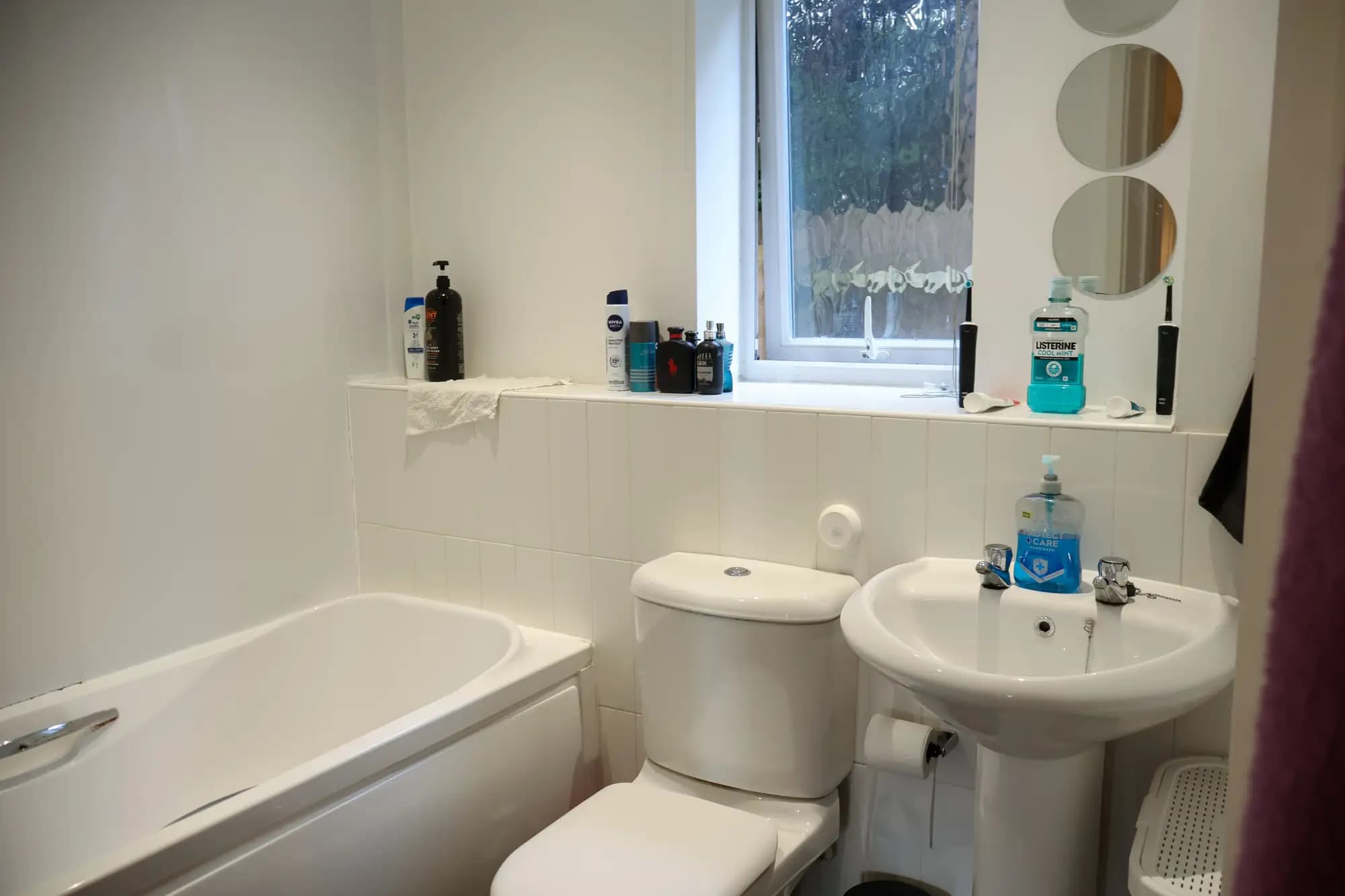 property photo 8 of 15