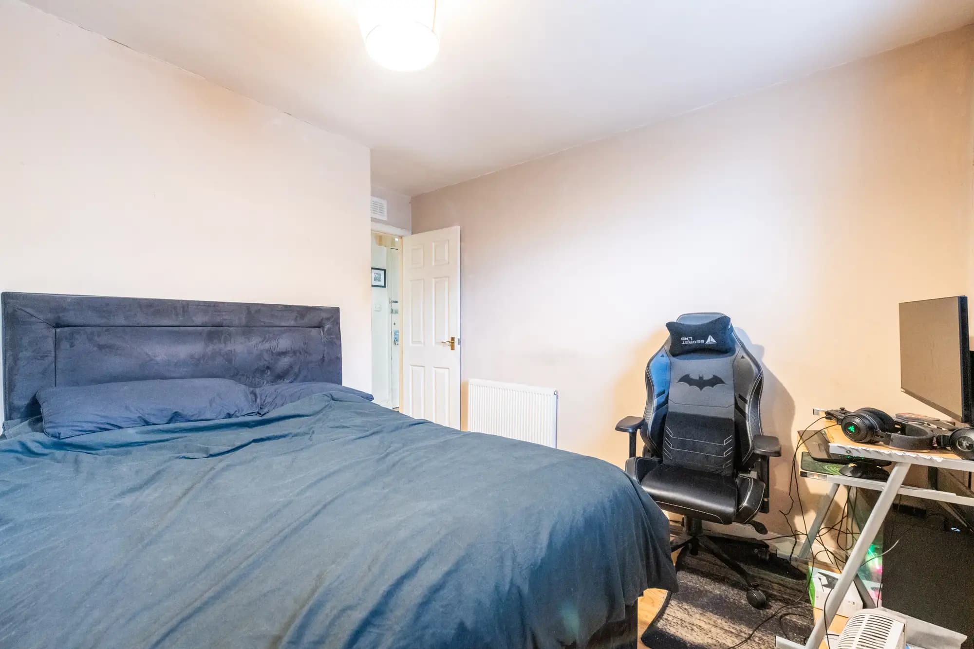 property photo 11 of 19