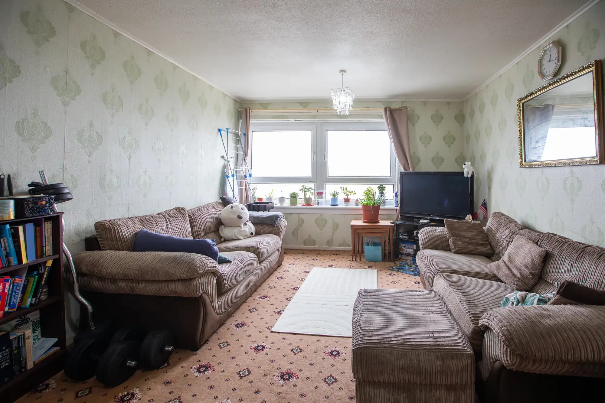 property photo 4 of 27