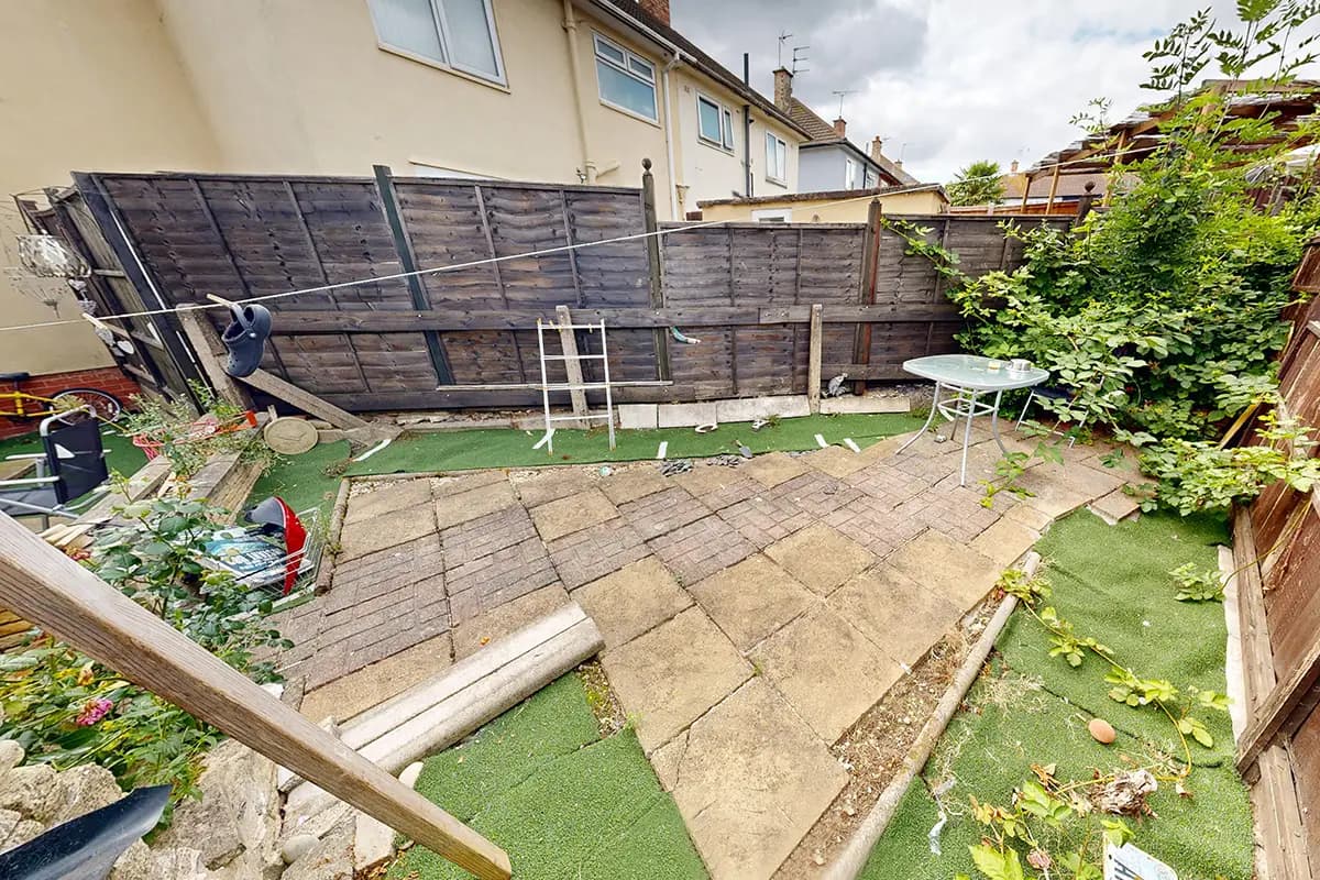 property photo 33 of 38