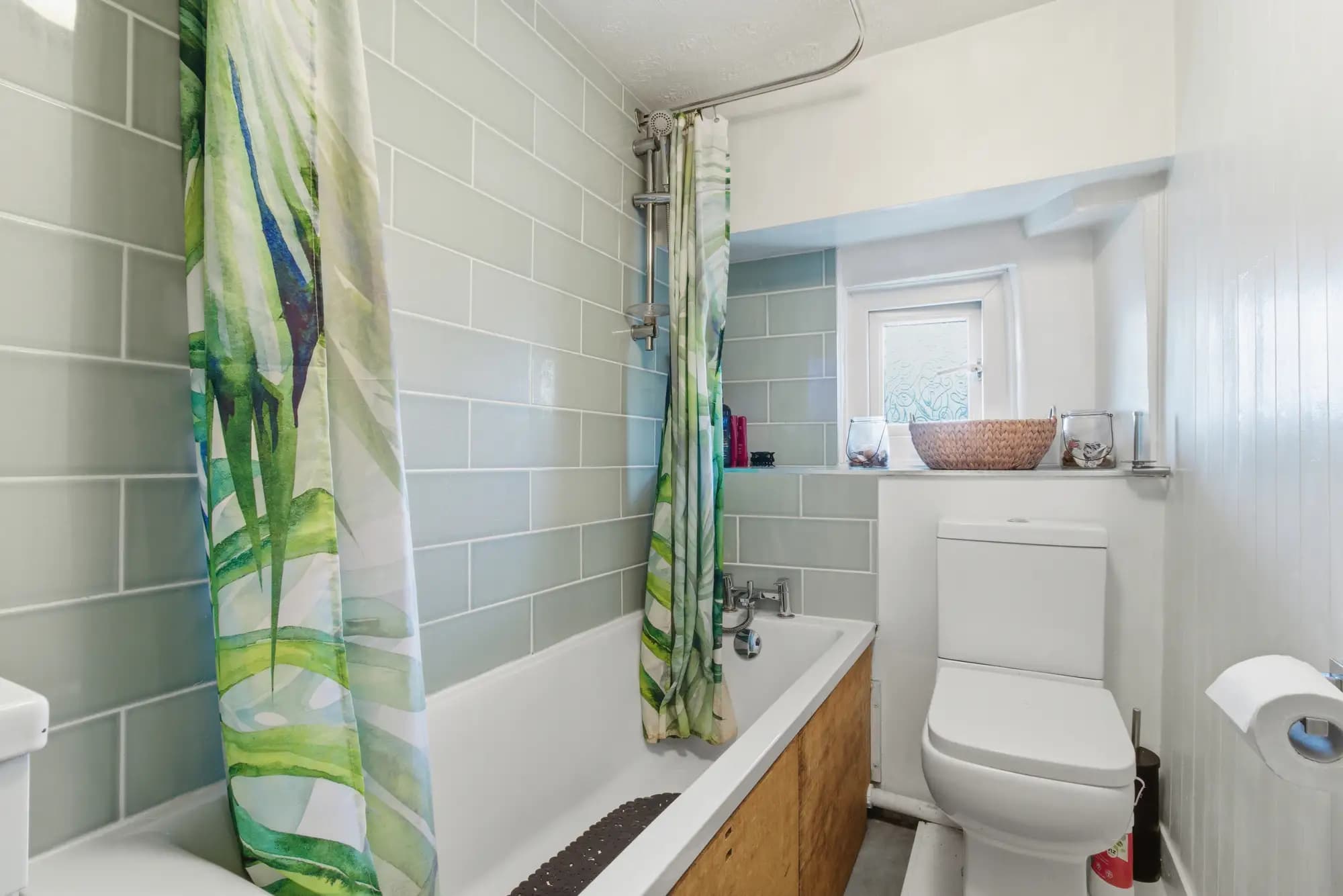 property photo 10 of 24