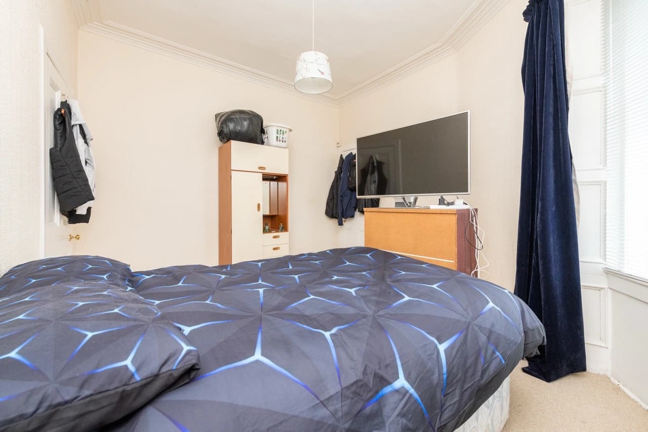 property photo 12 of 19