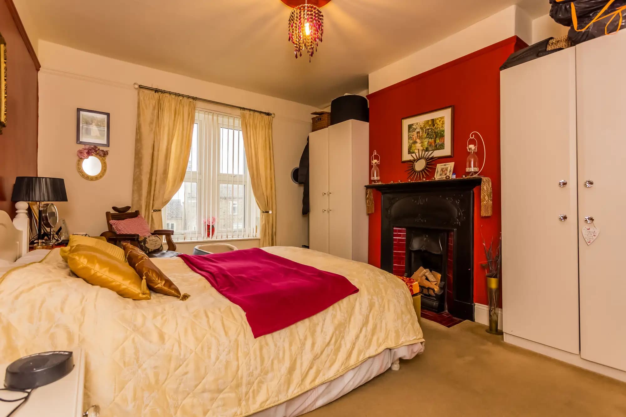 property photo 18 of 30