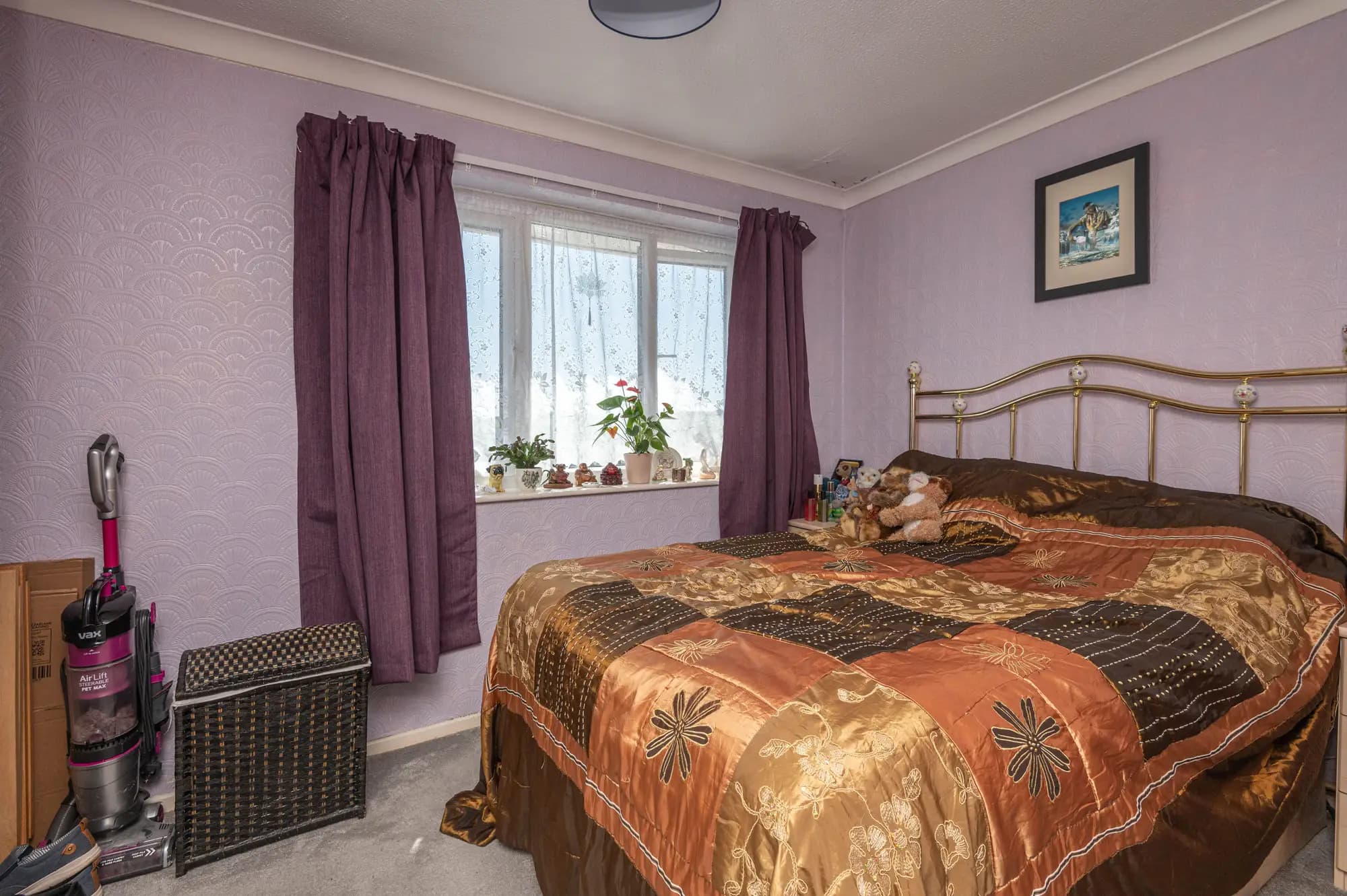 property photo 10 of 17