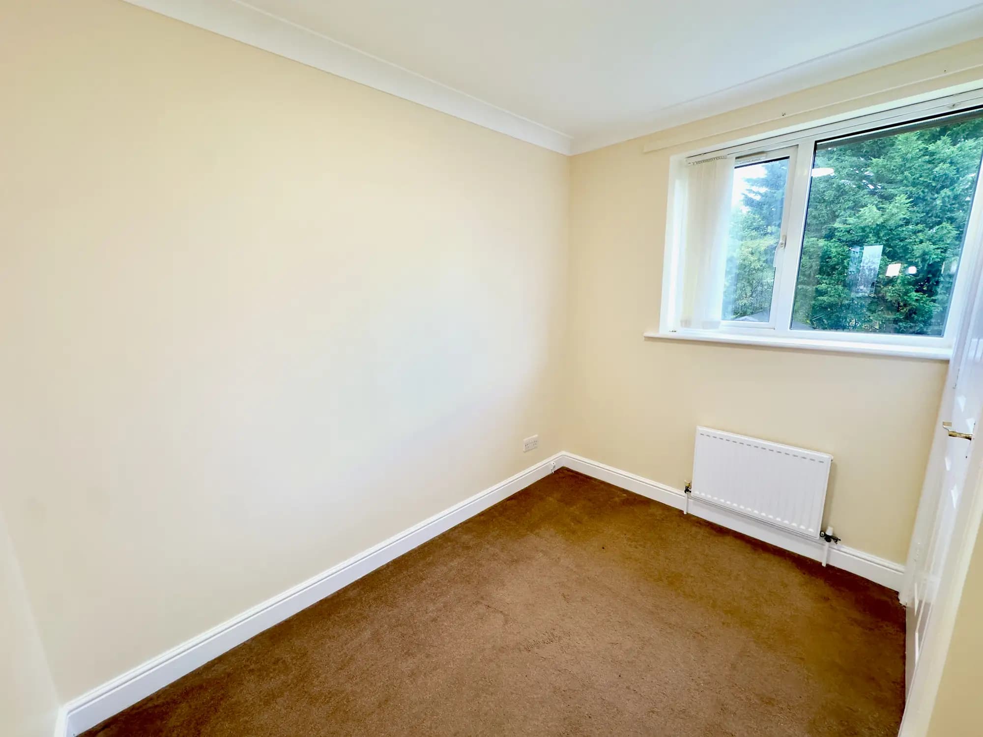 property photo 14 of 25
