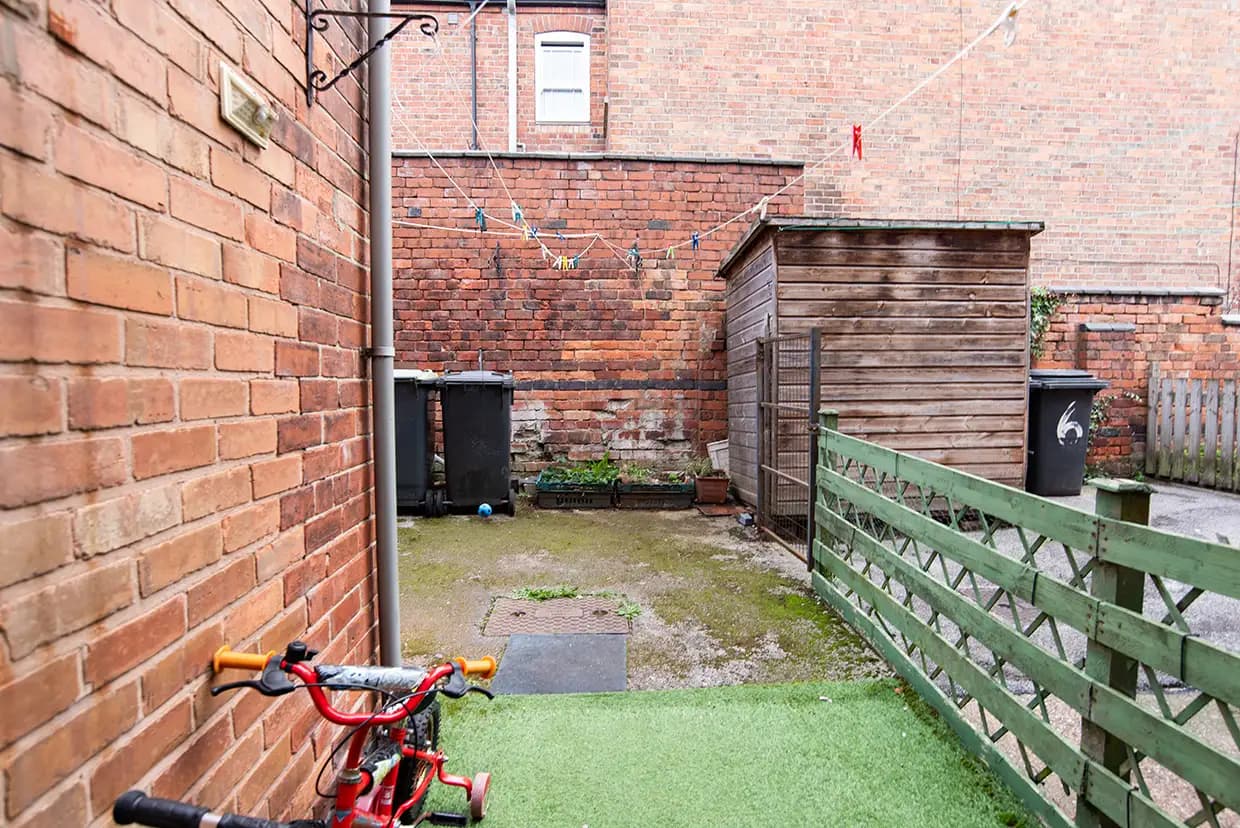 property photo 18 of 20
