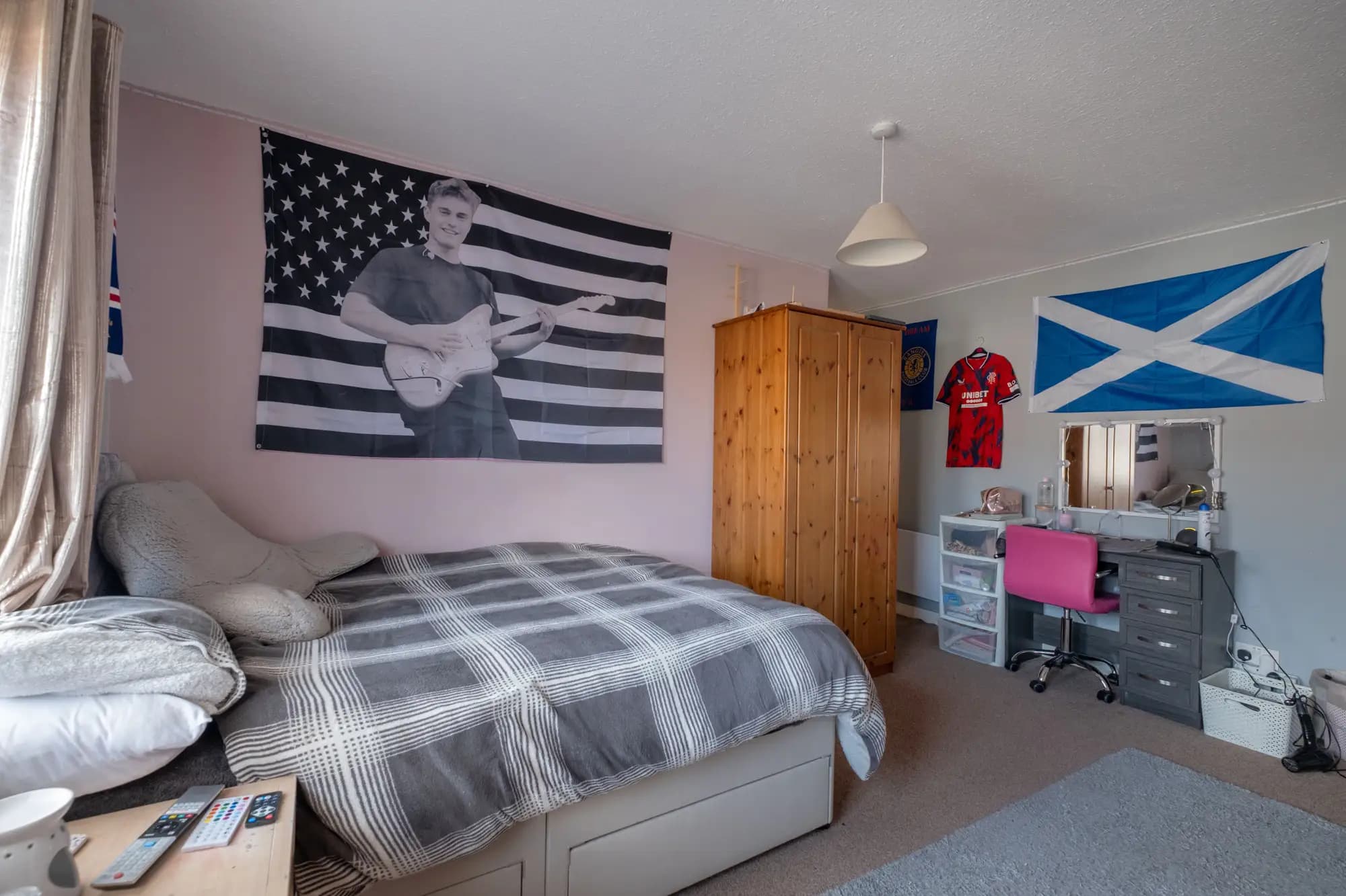 property photo 17 of 30