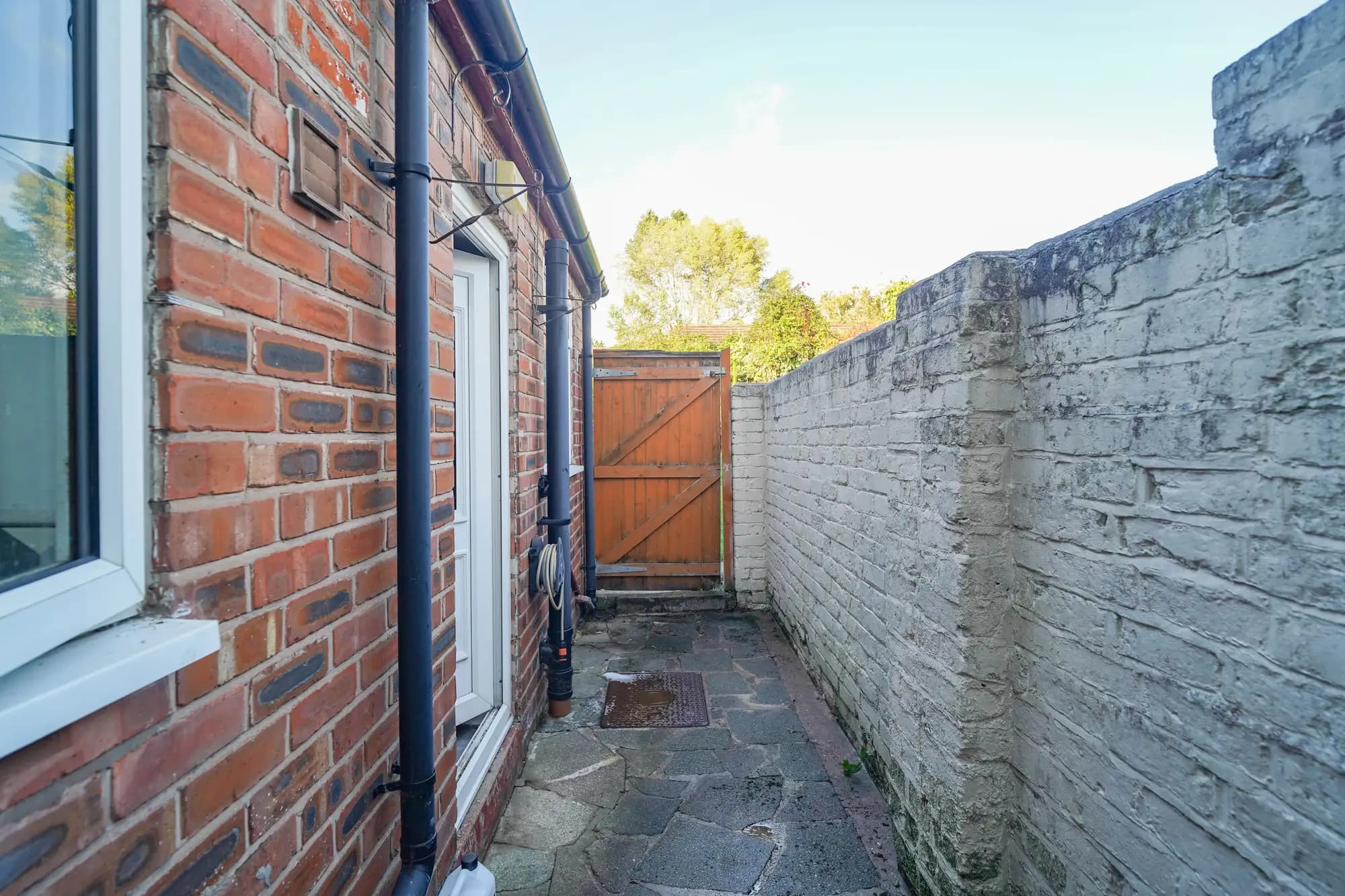 property photo 17 of 21