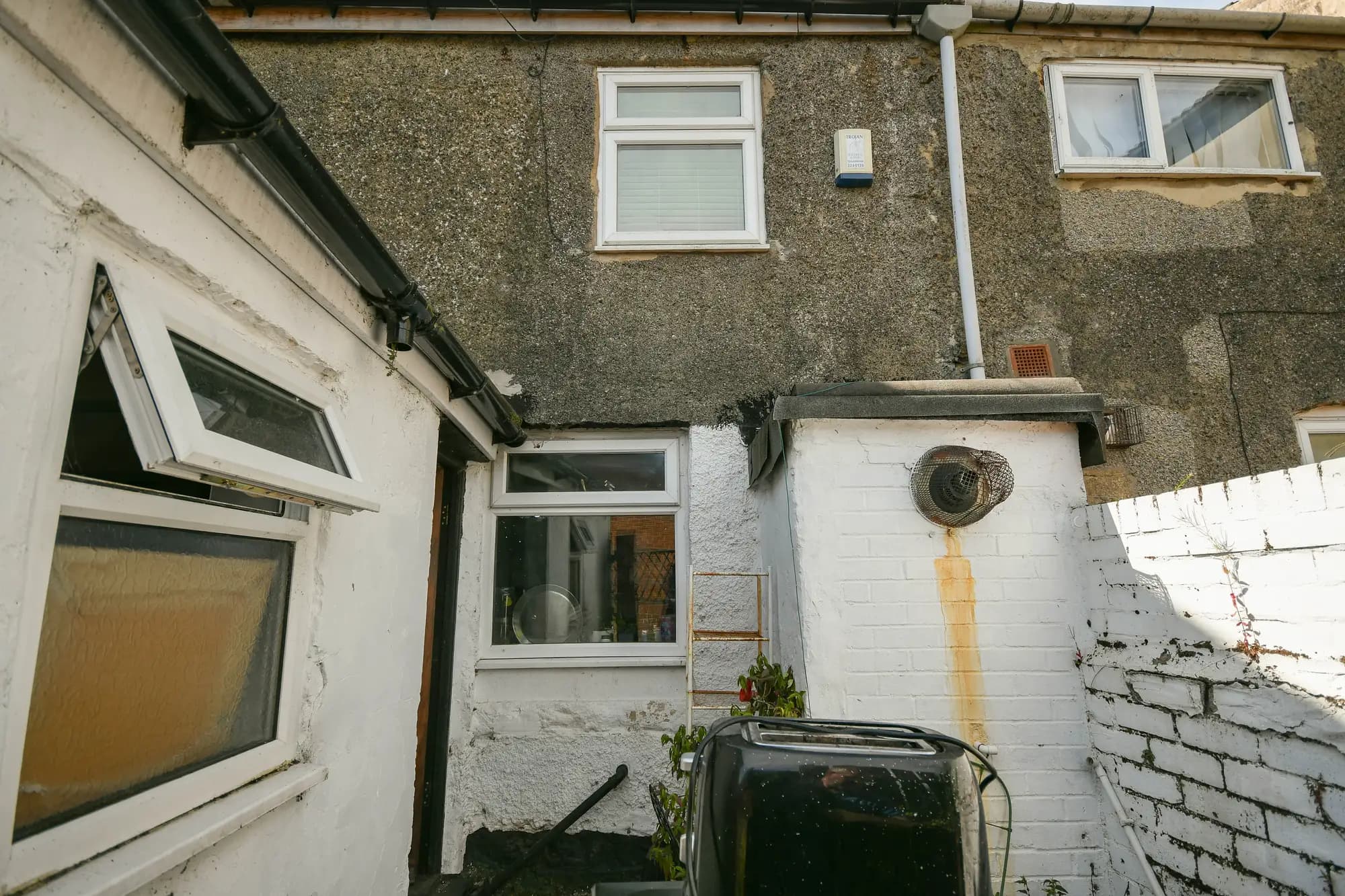 property photo 14 of 16