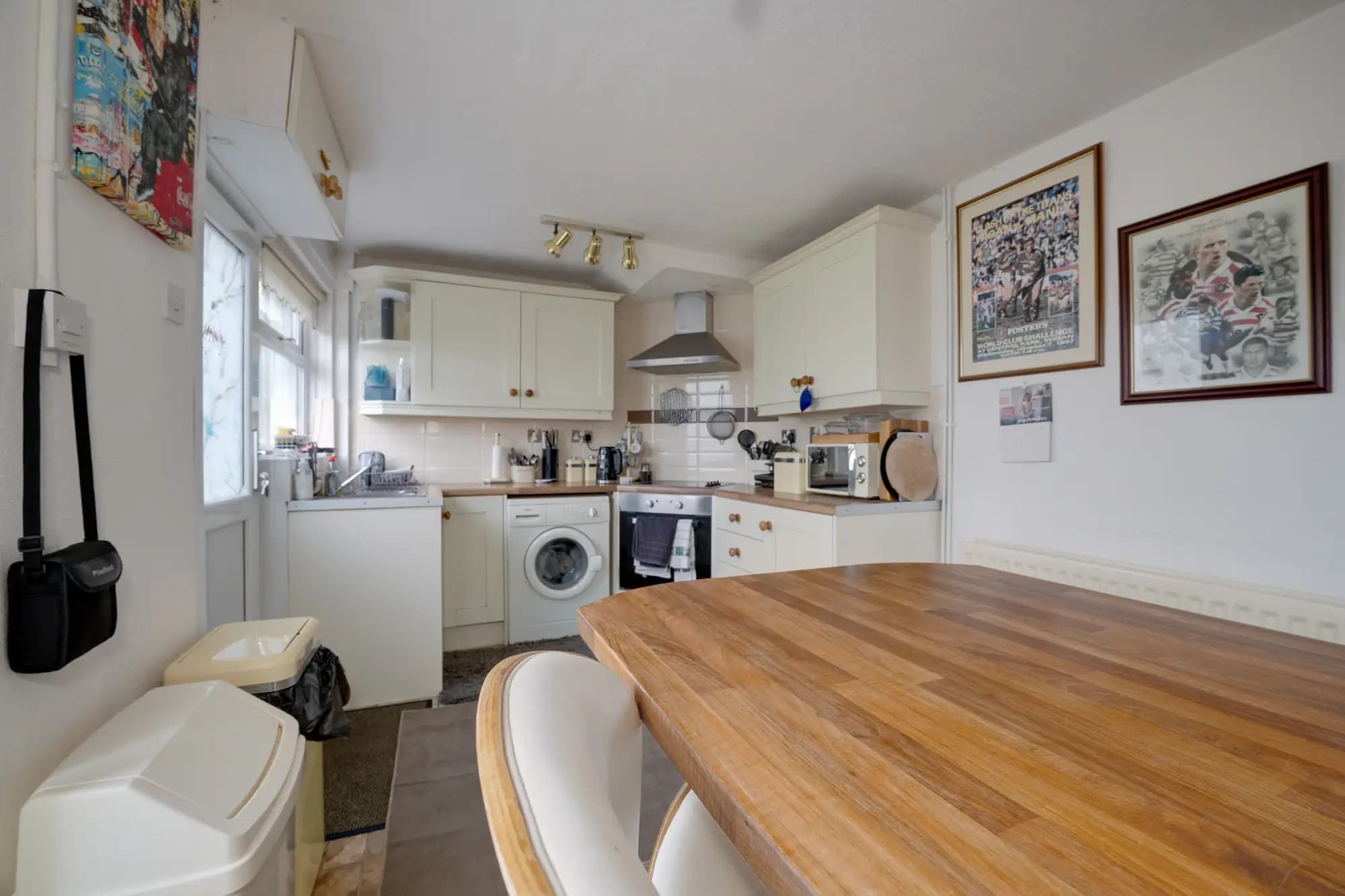 property photo 4 of 13