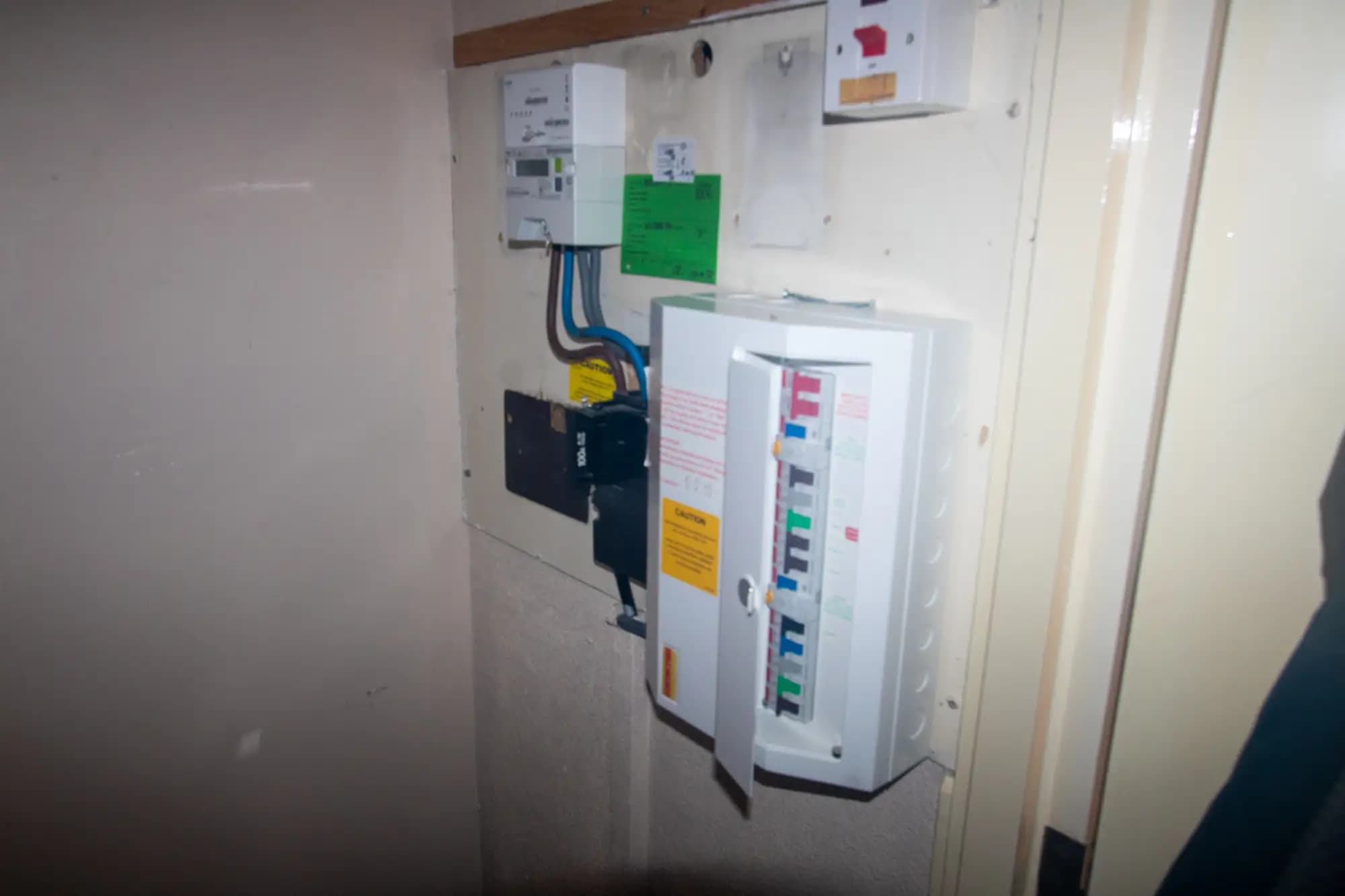 property photo 14 of 19