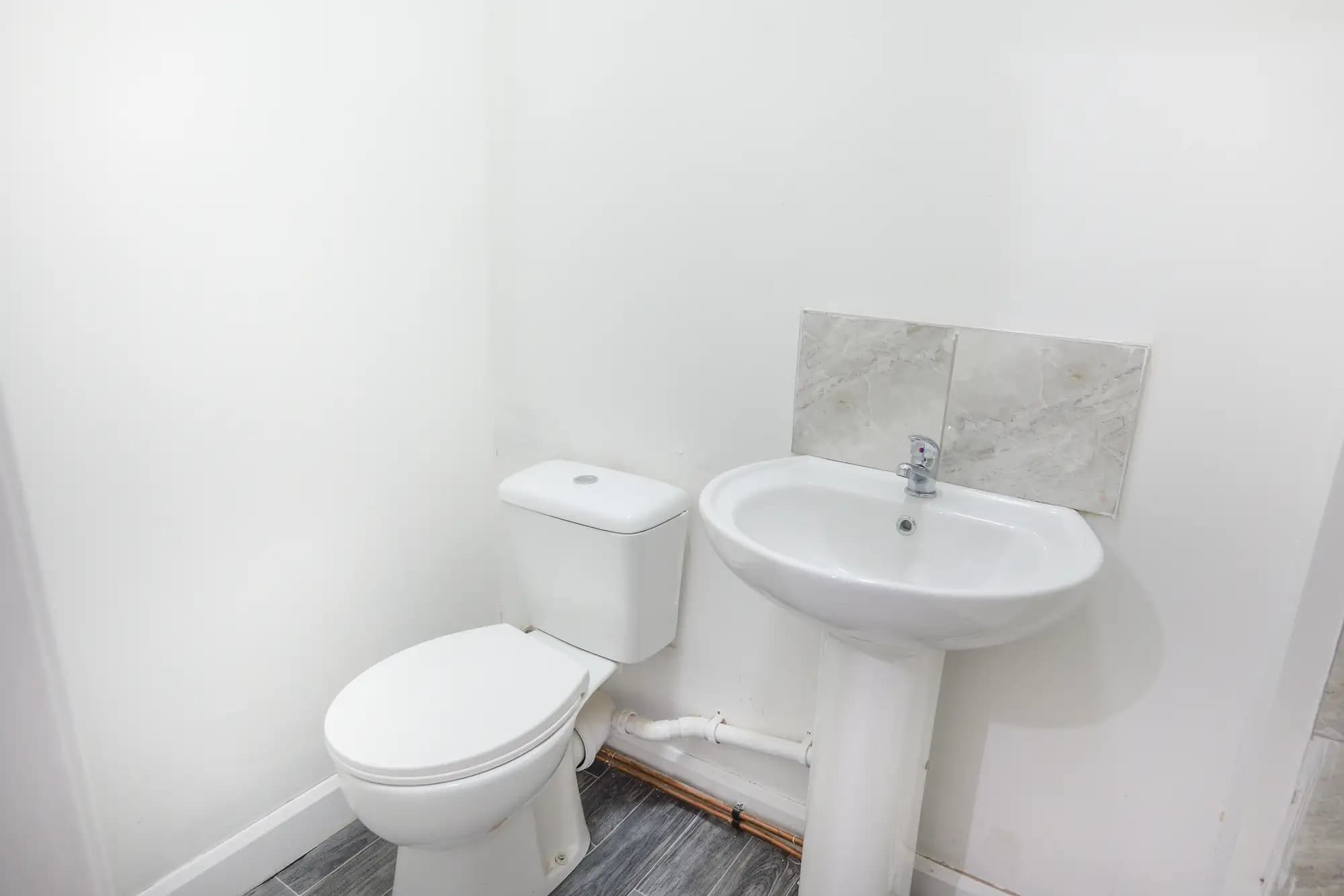 property photo 14 of 30