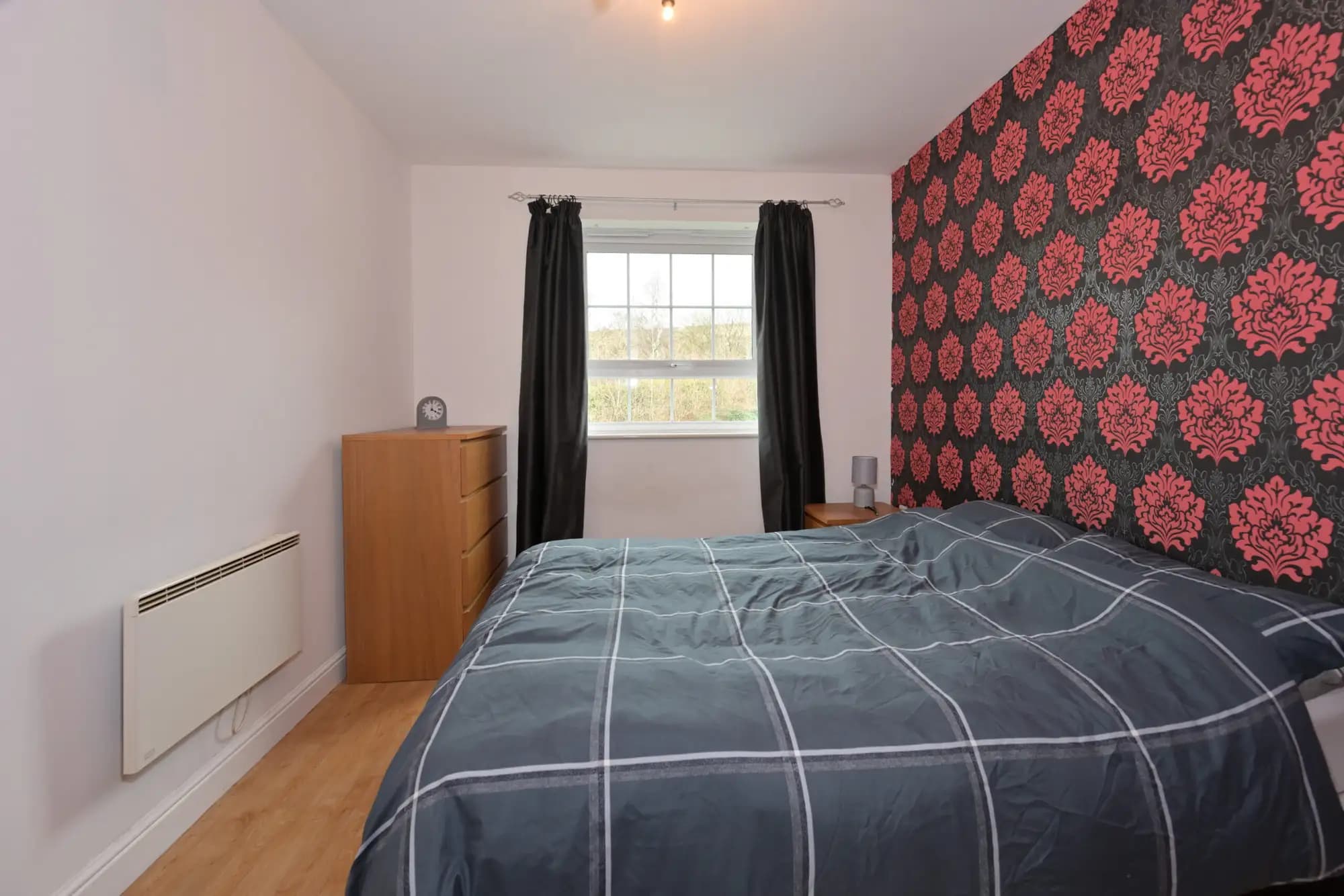 property photo 12 of 18