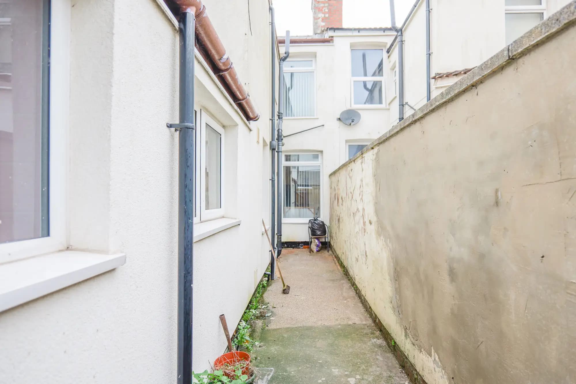 property photo 19 of 20